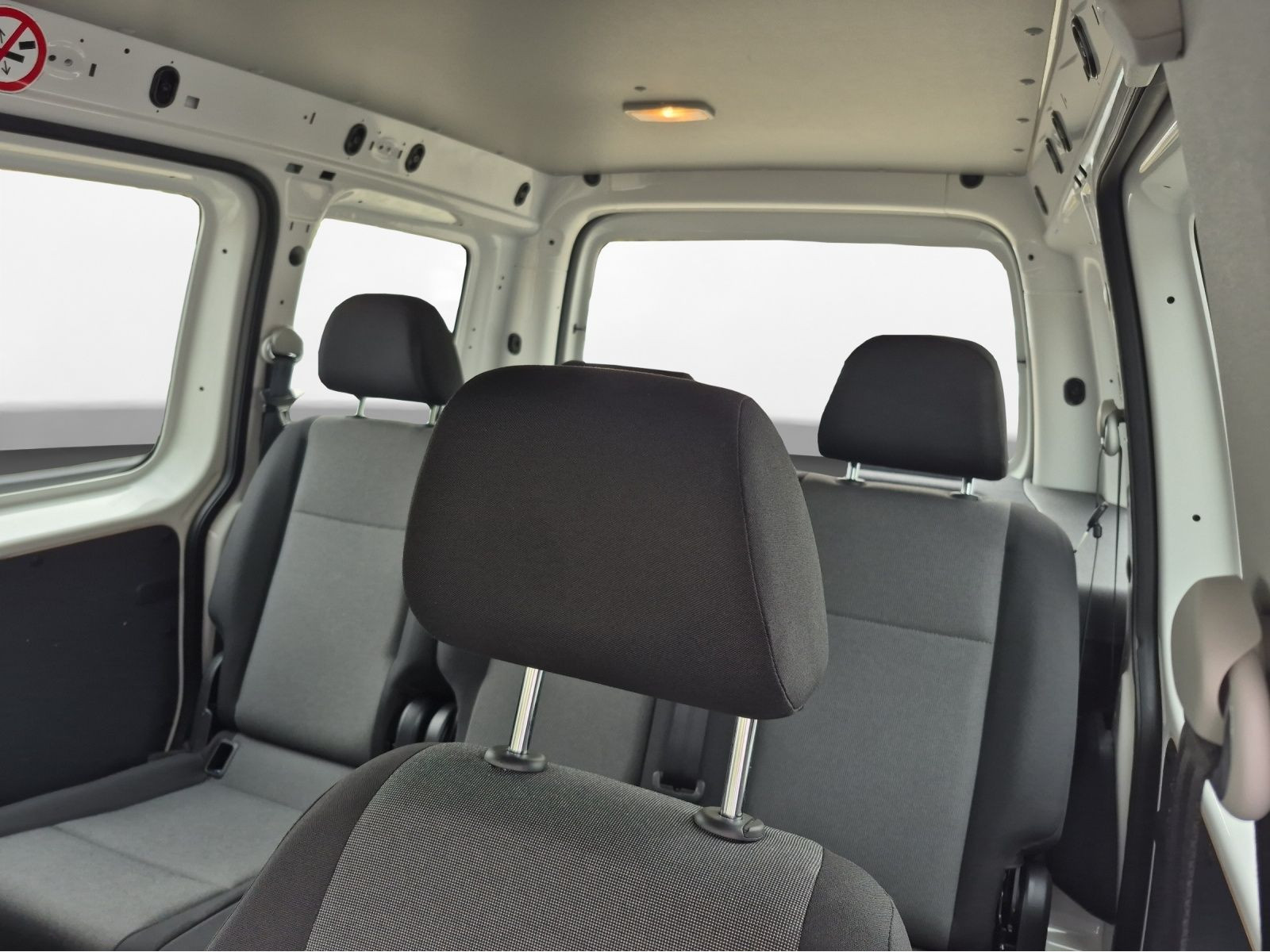 Volkswagen - Caddy Kombi_4