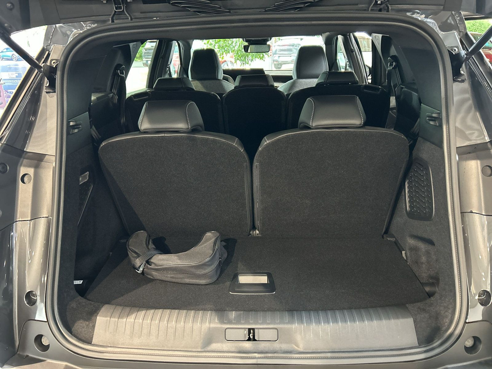 Peugeot - 5008_9
