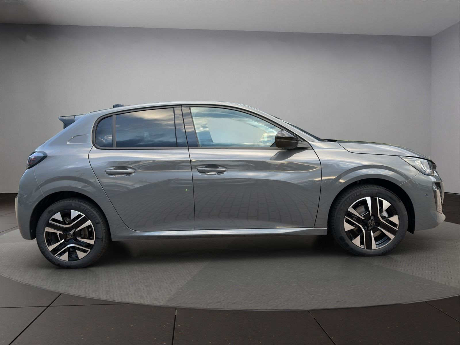 Peugeot - 208_6