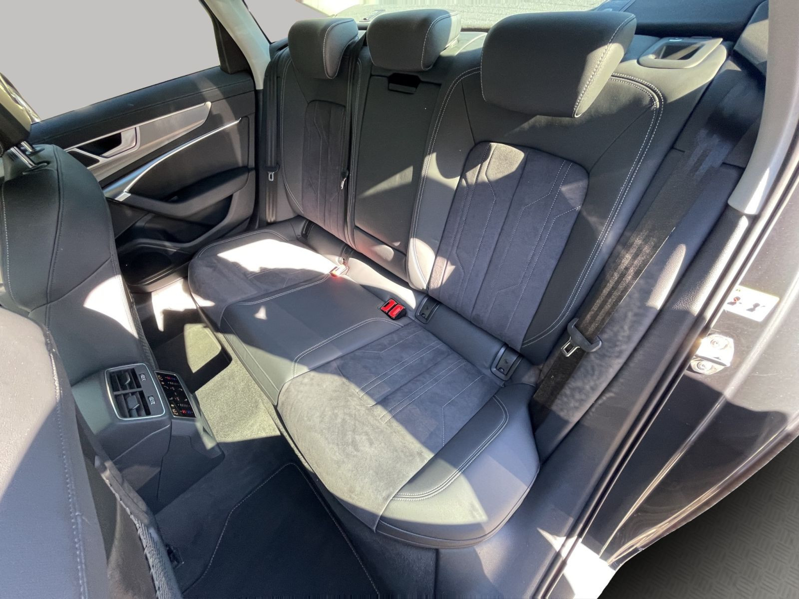 Audi - A6 Limousine_18