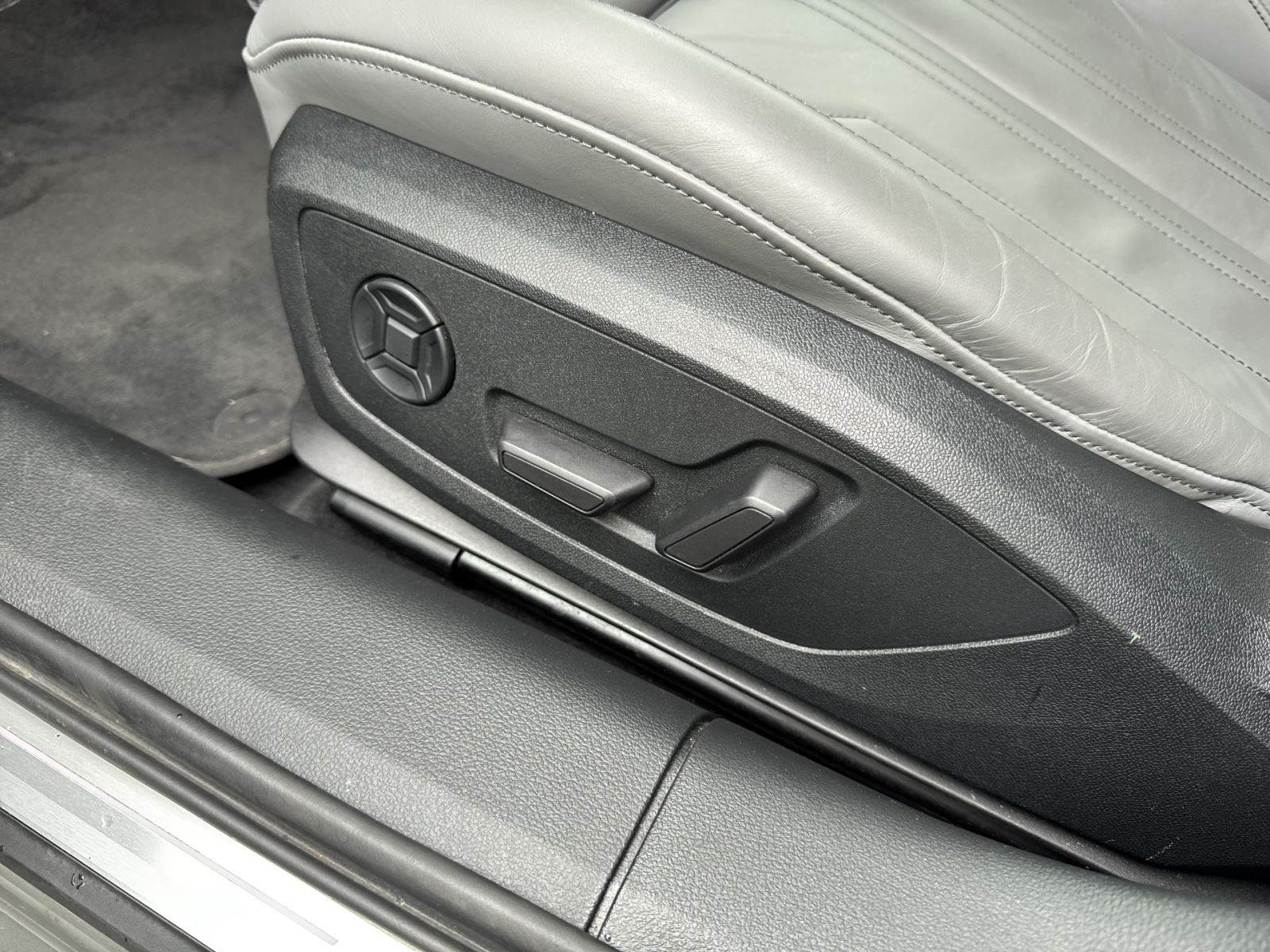 Audi - S6 Avant_25 Audi - S6 Avant_25