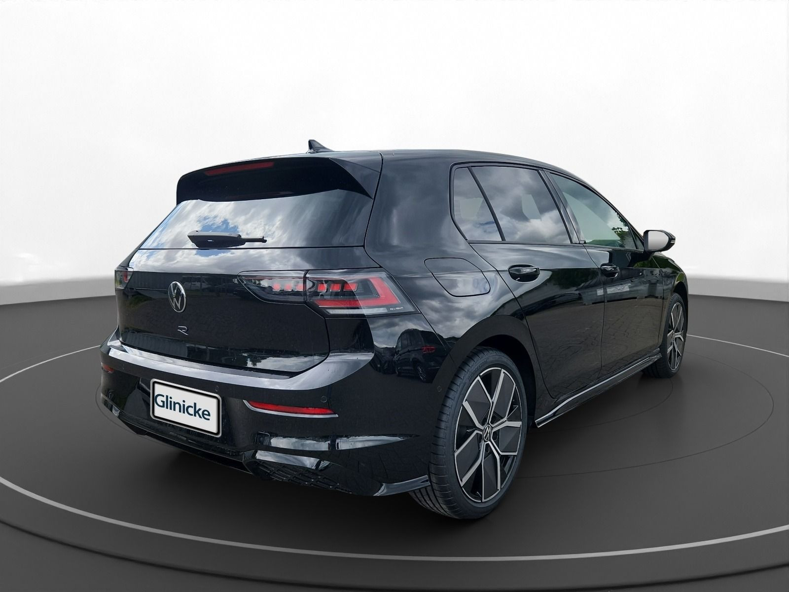 Volkswagen - Golf_4