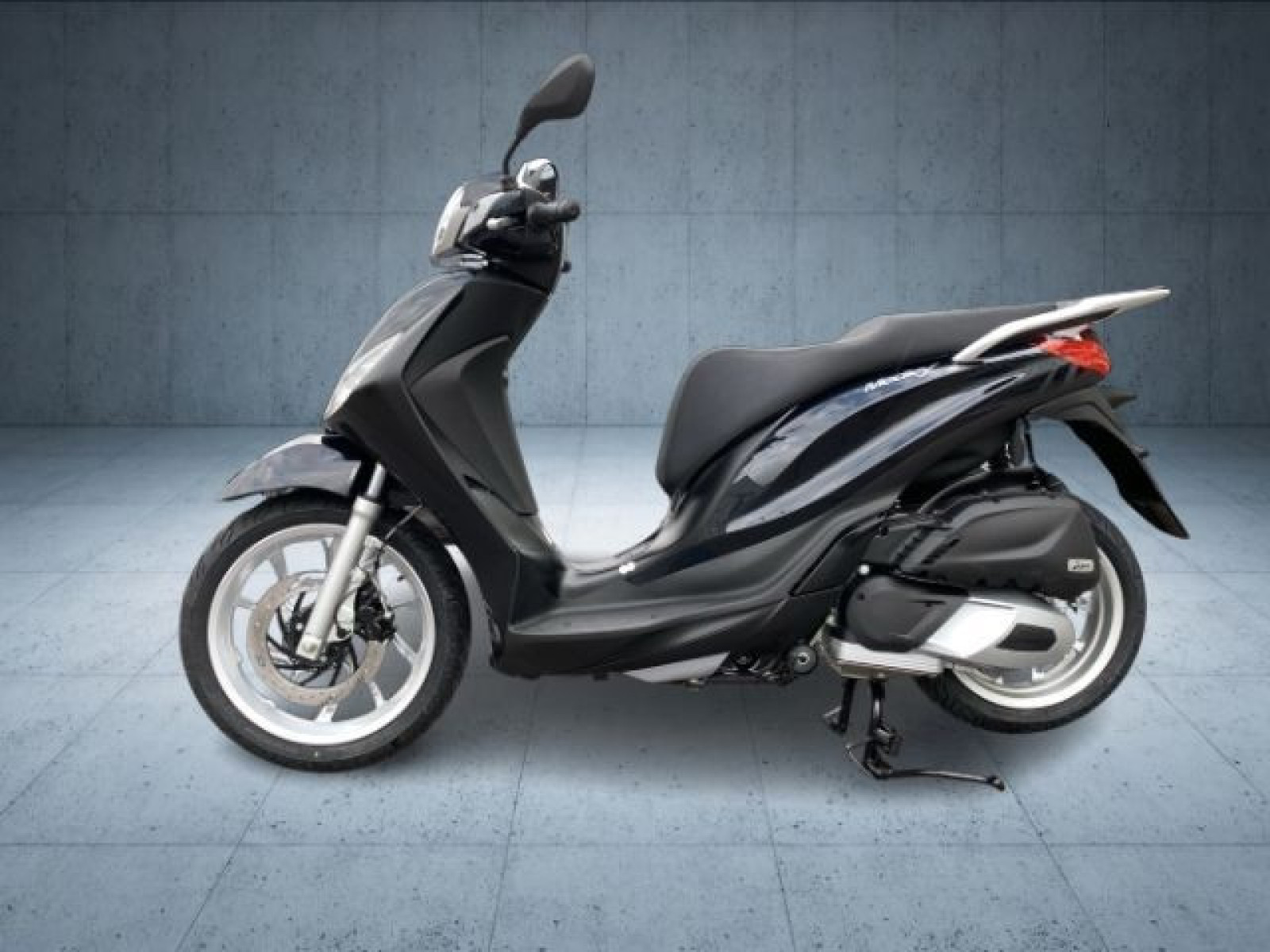 Piaggio - _2