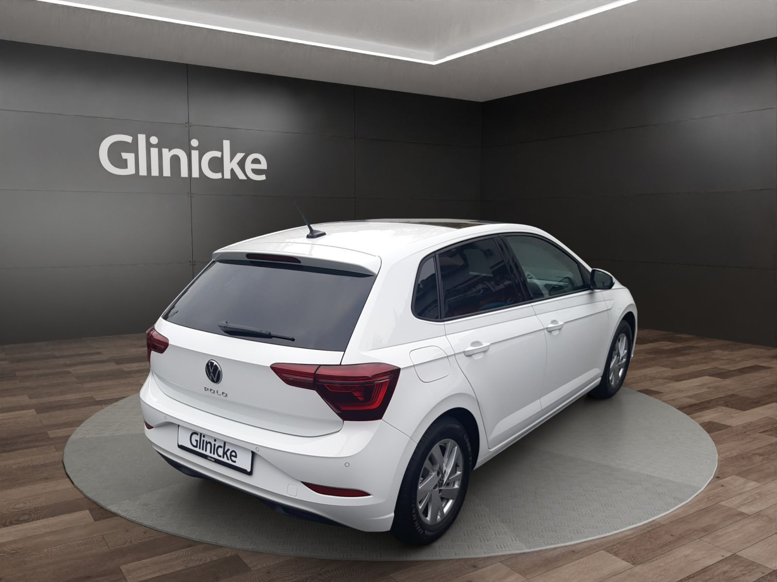 Volkswagen - Polo_8
