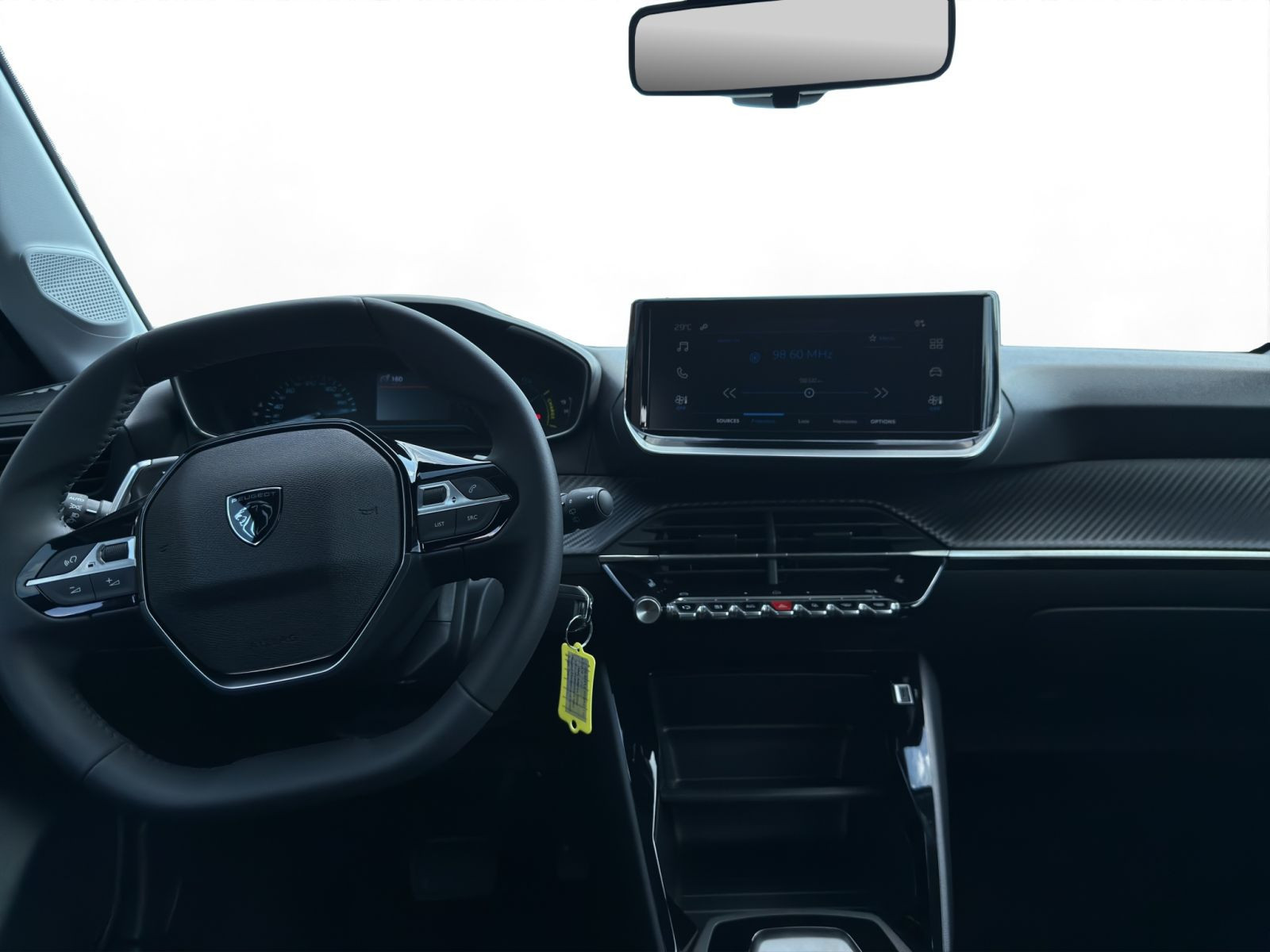 Peugeot - 208_10
