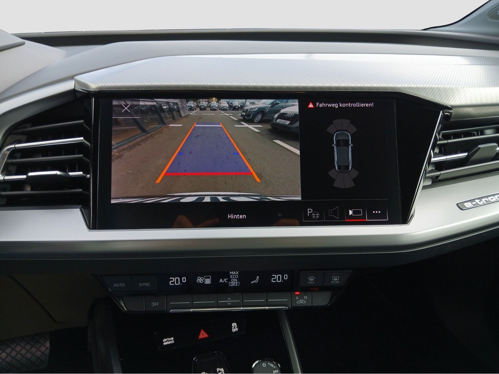 Audi - Q4 Sportback e-tron_13