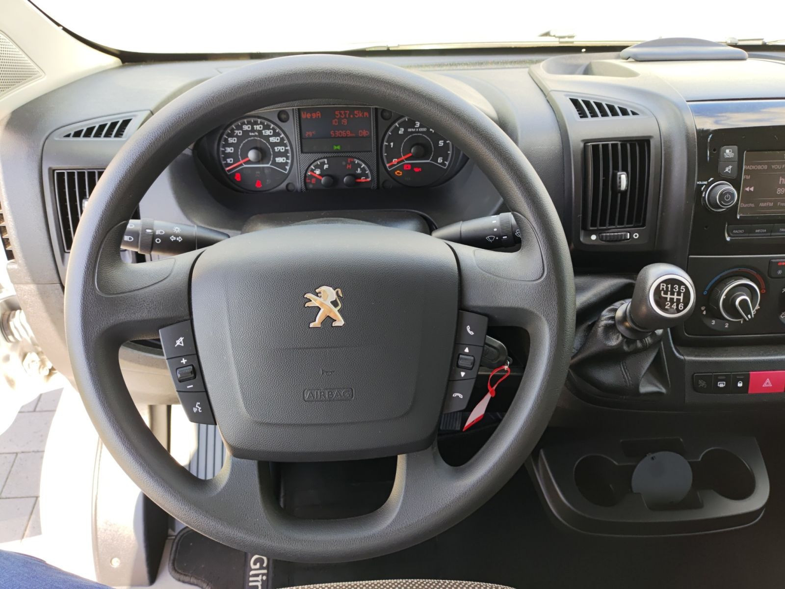 Peugeot - Boxer_16