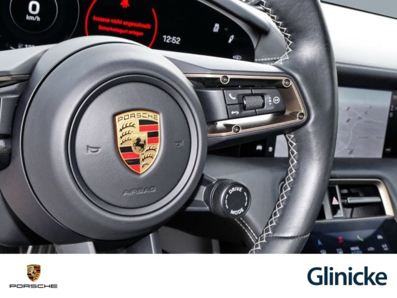 Porsche - Taycan_24