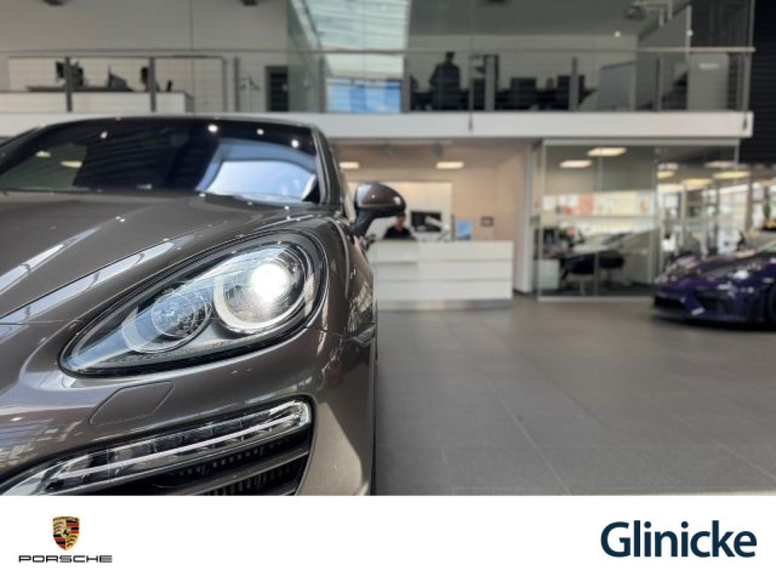 Porsche - Cayenne_16