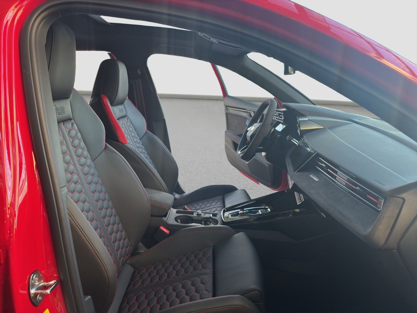 Audi - RS 3 Limousine_19