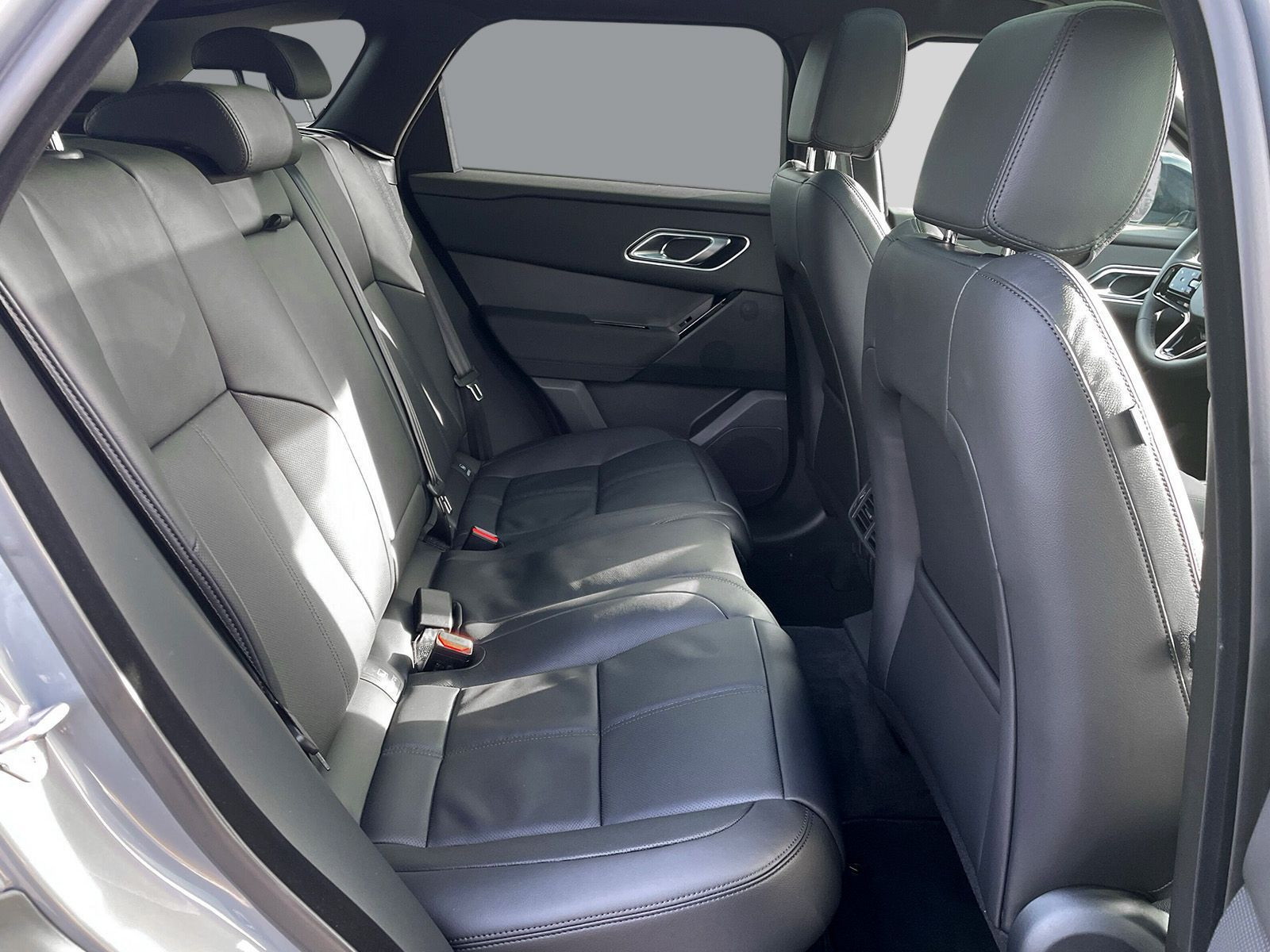Land Rover - Range Rover Velar_5