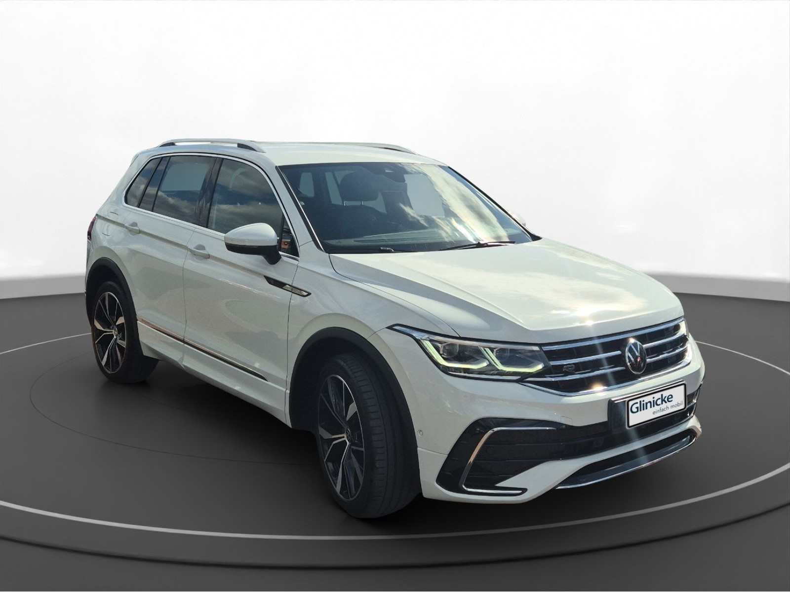 Volkswagen - Tiguan_12