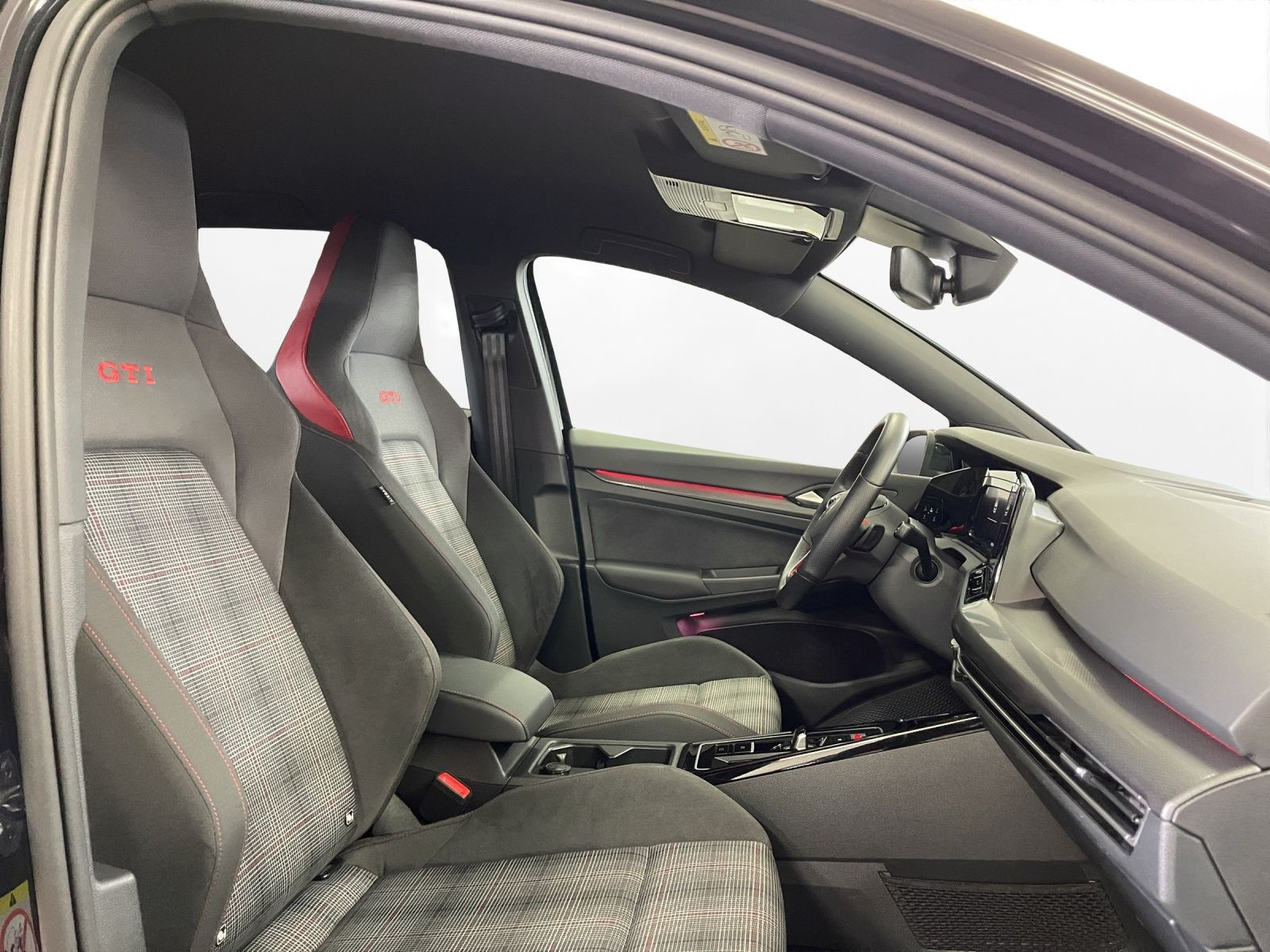 Volkswagen - Golf GTI_18