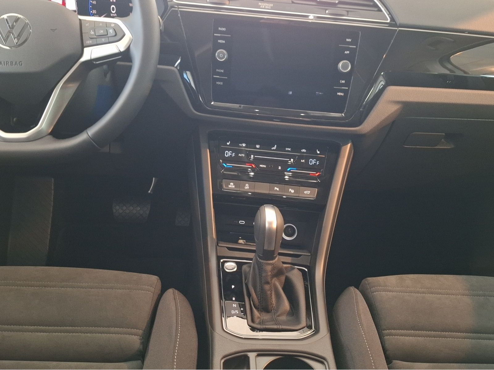 Volkswagen - Touran_7