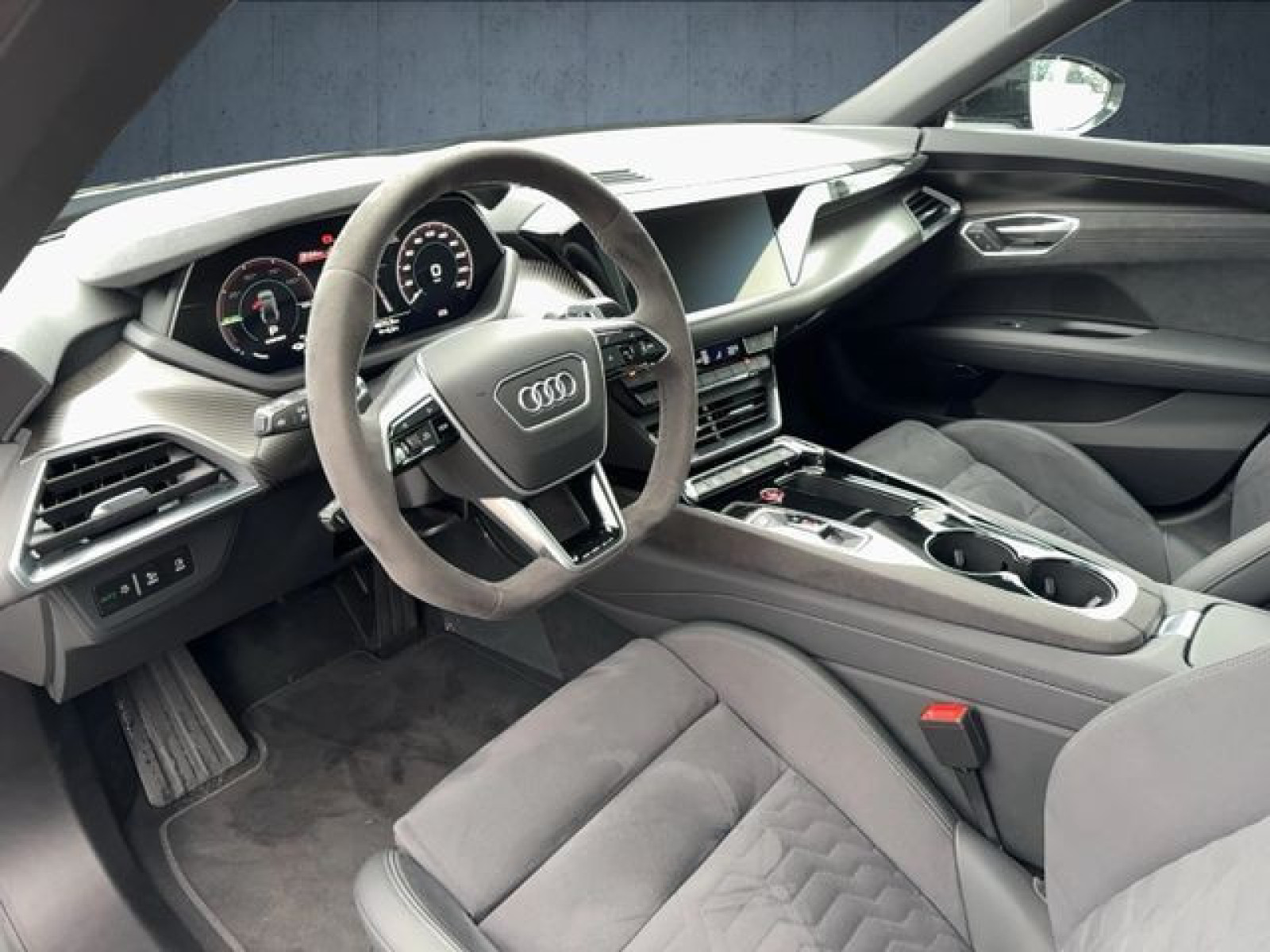 Audi - e-tron GT quattro_8