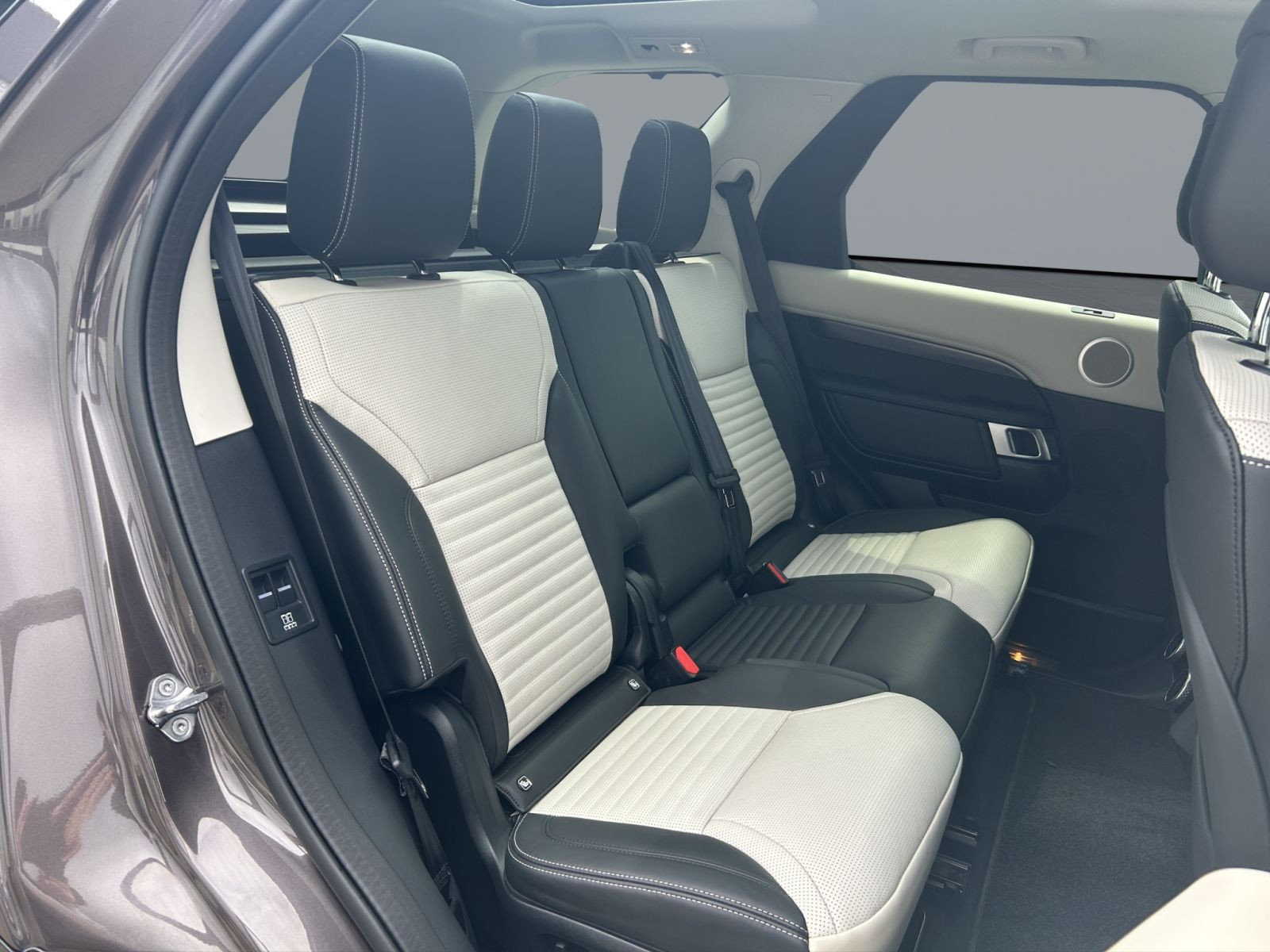 Land Rover - Discovery_5