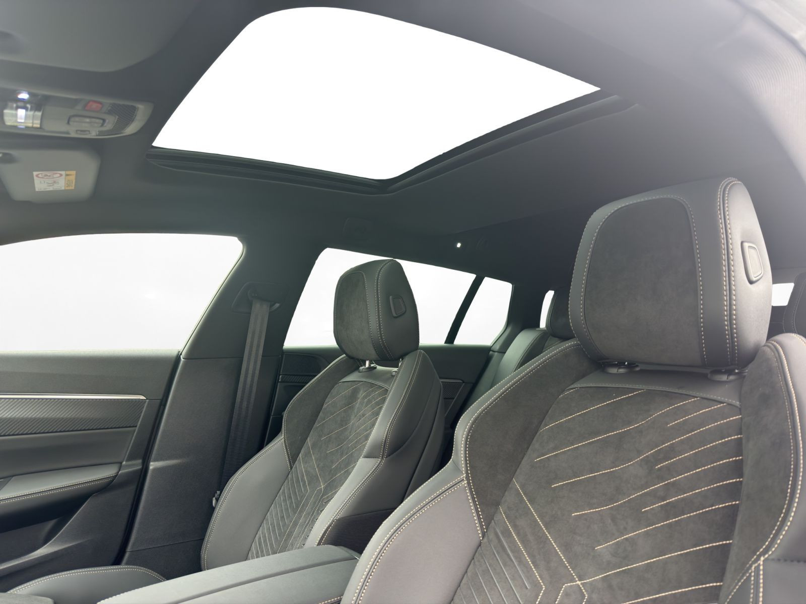 Peugeot - 508_15