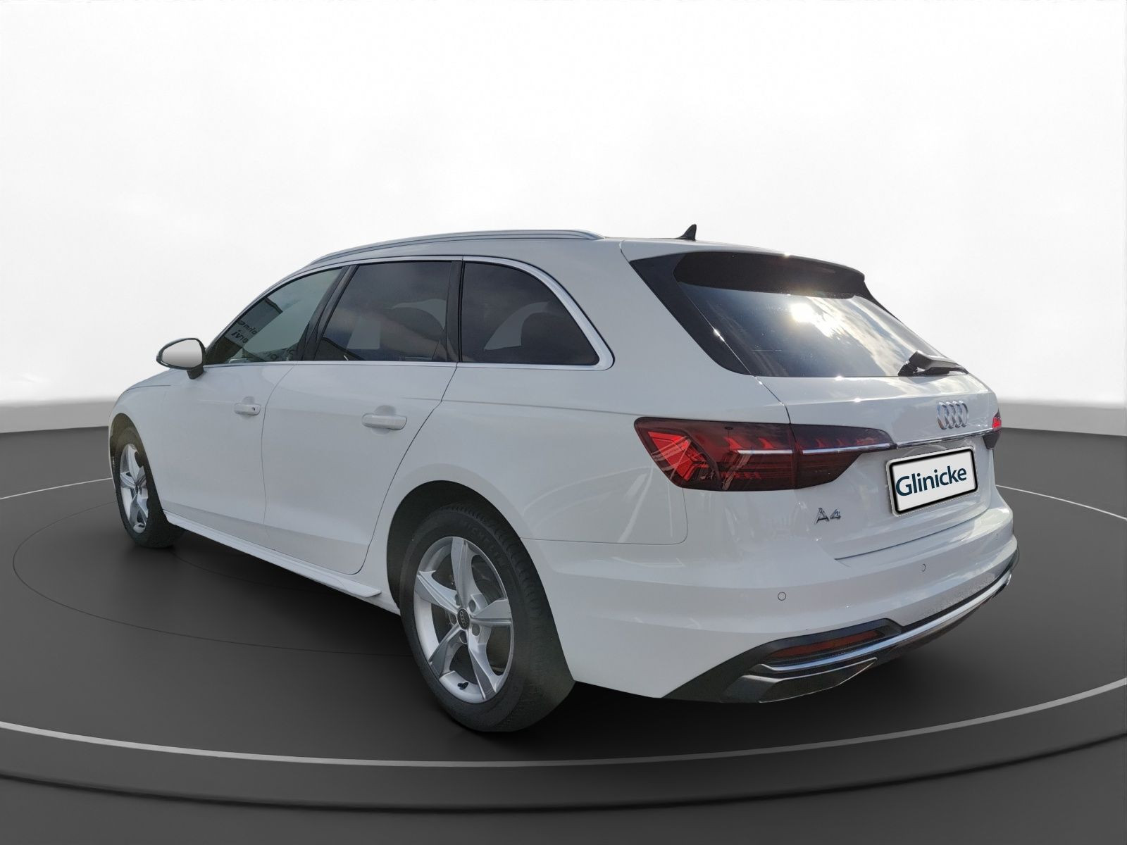 Audi - A4_9