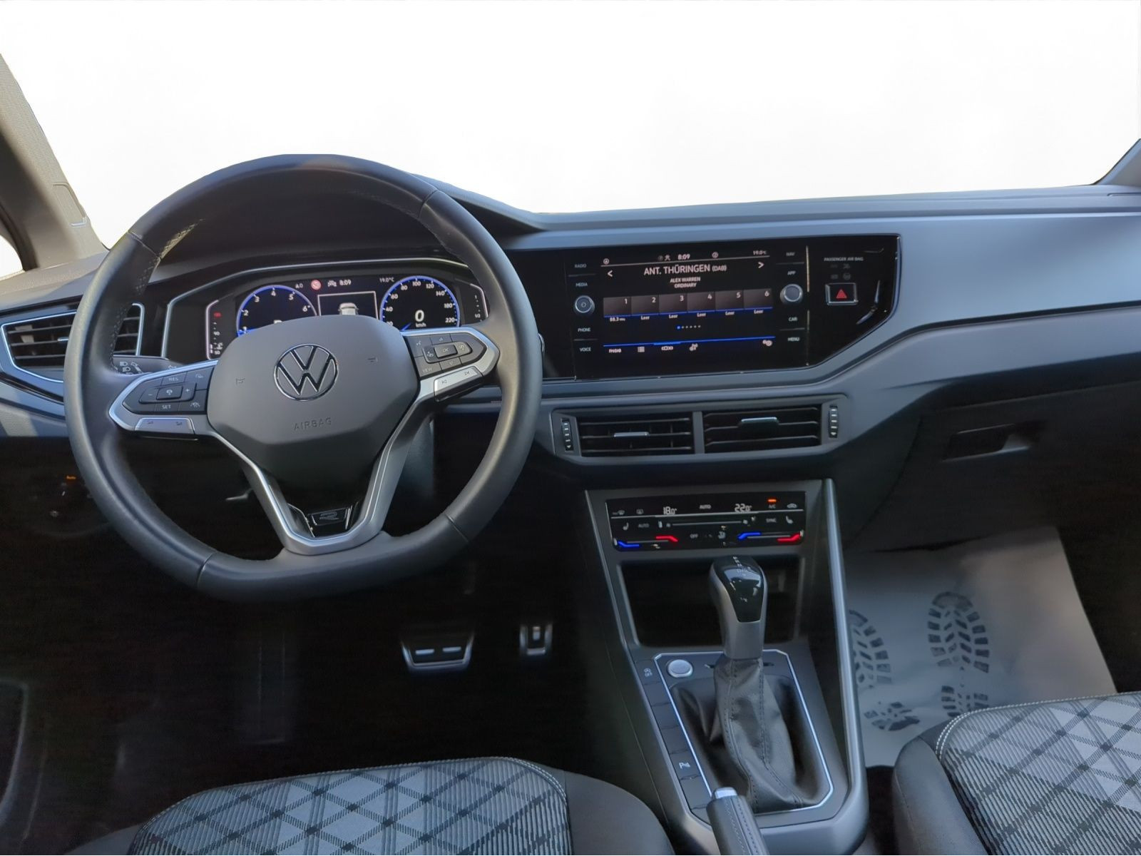 Volkswagen - Taigo_4