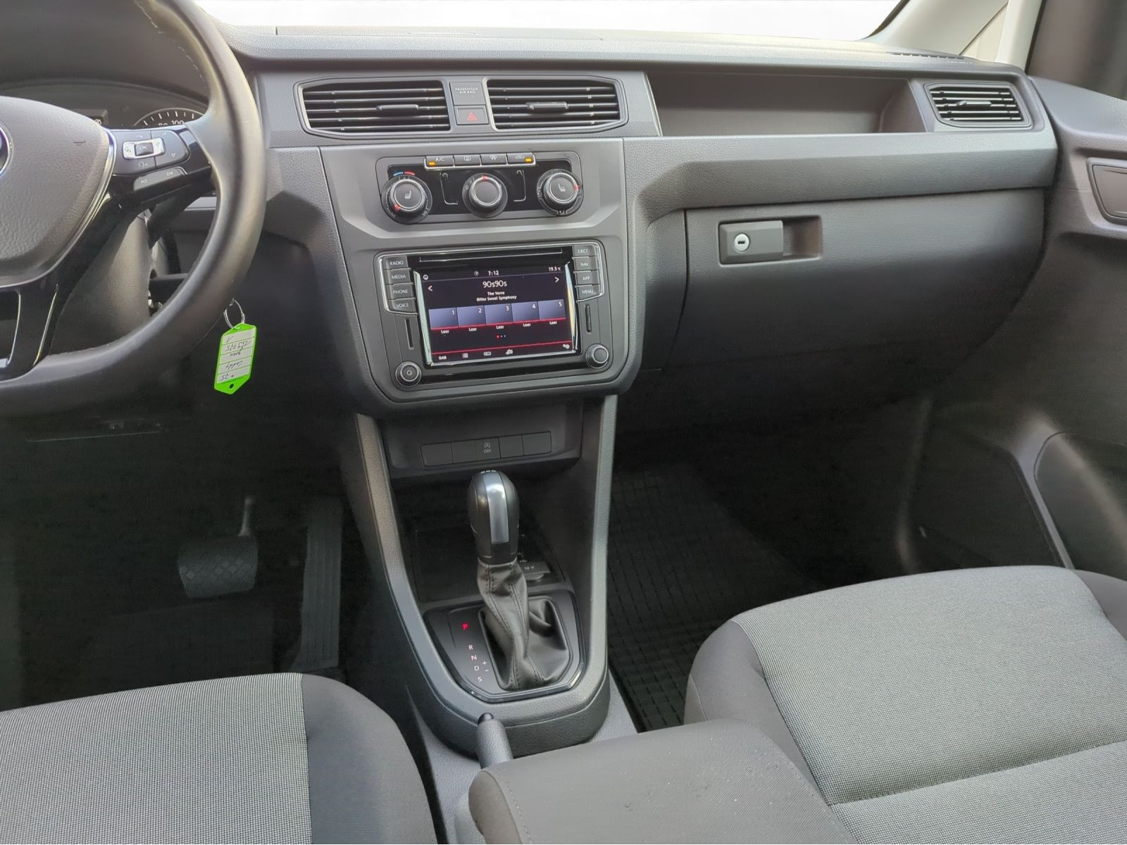 Volkswagen - Caddy Maxi_6