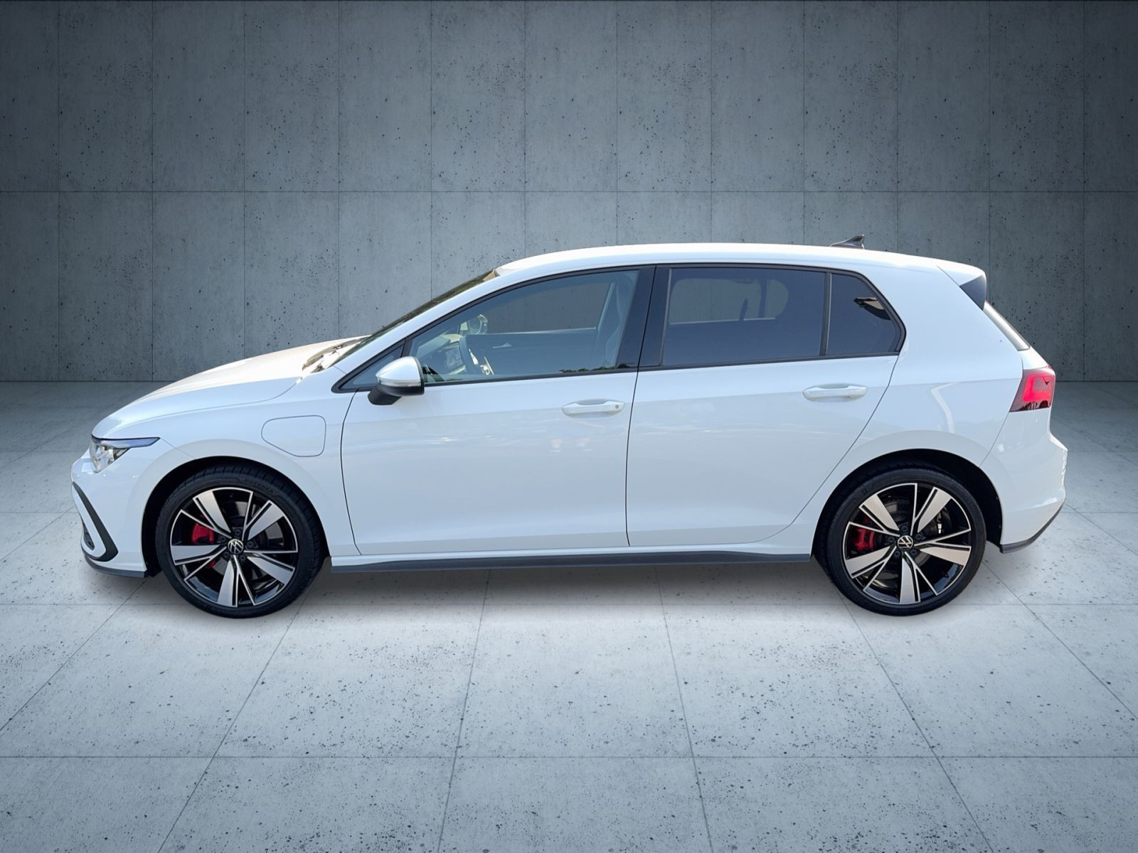 Volkswagen - Golf_5
