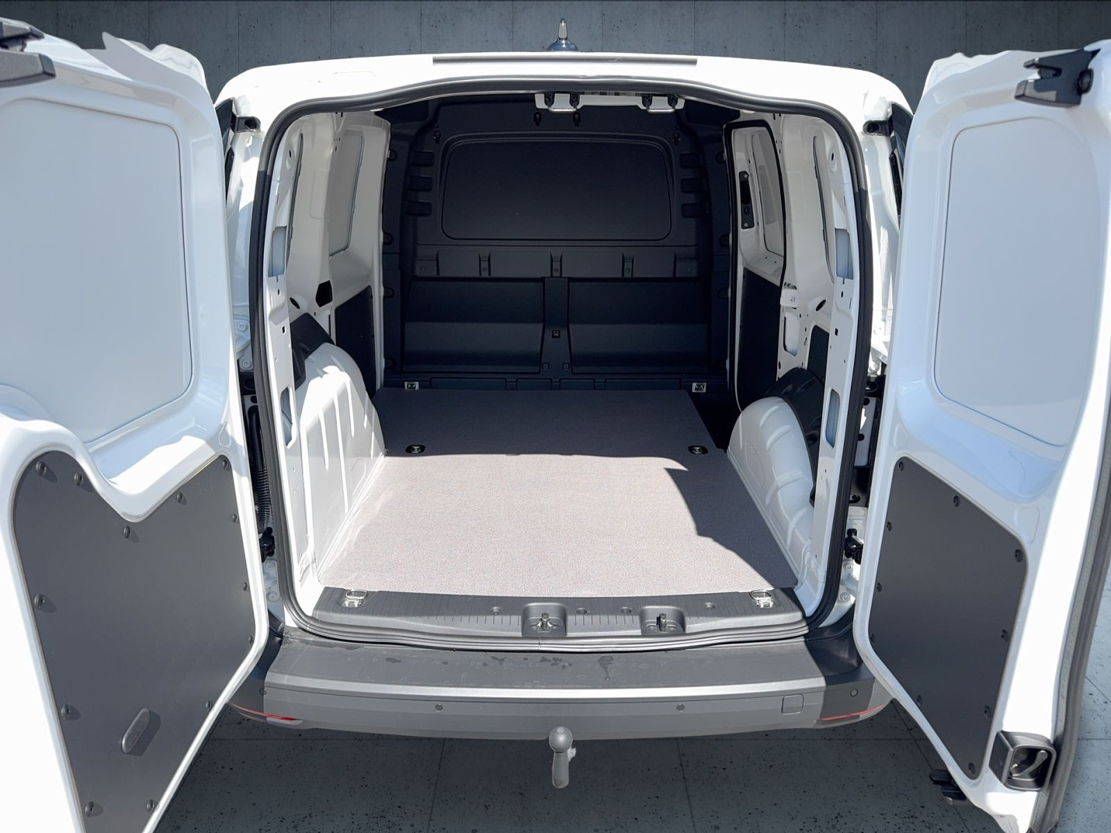 Volkswagen - Caddy Cargo_12