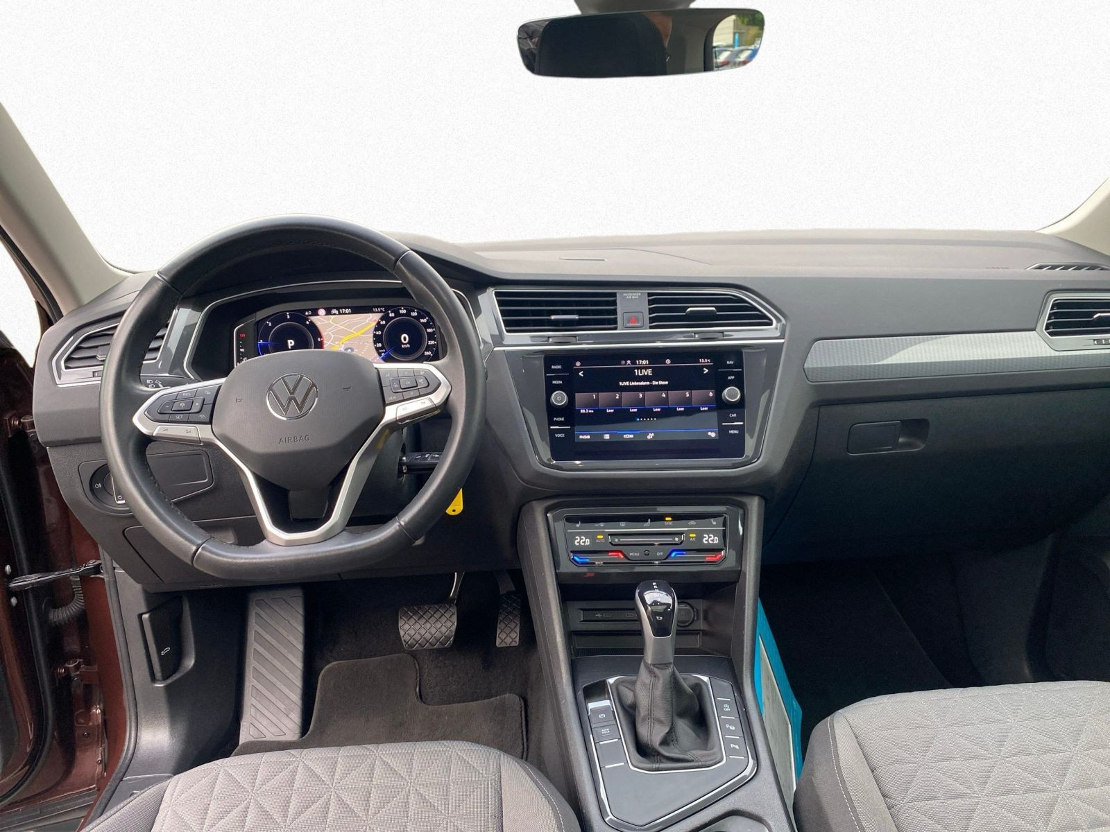 Volkswagen - Tiguan_13