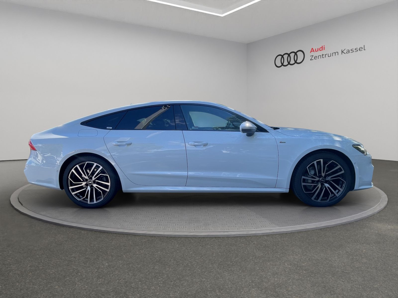 Audi - A7_8