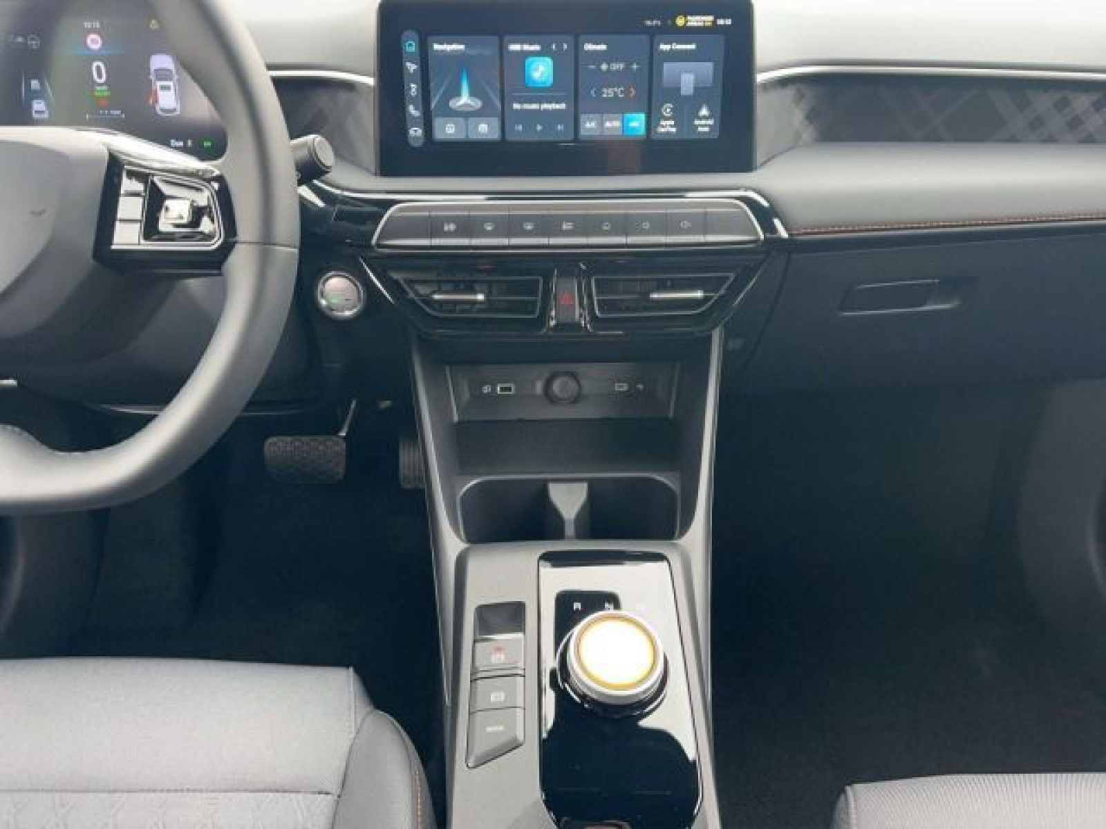 MG - MG3 Hybrid+_12