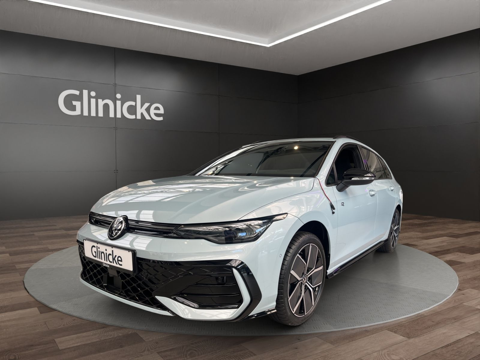 Volkswagen - Golf Variant_4