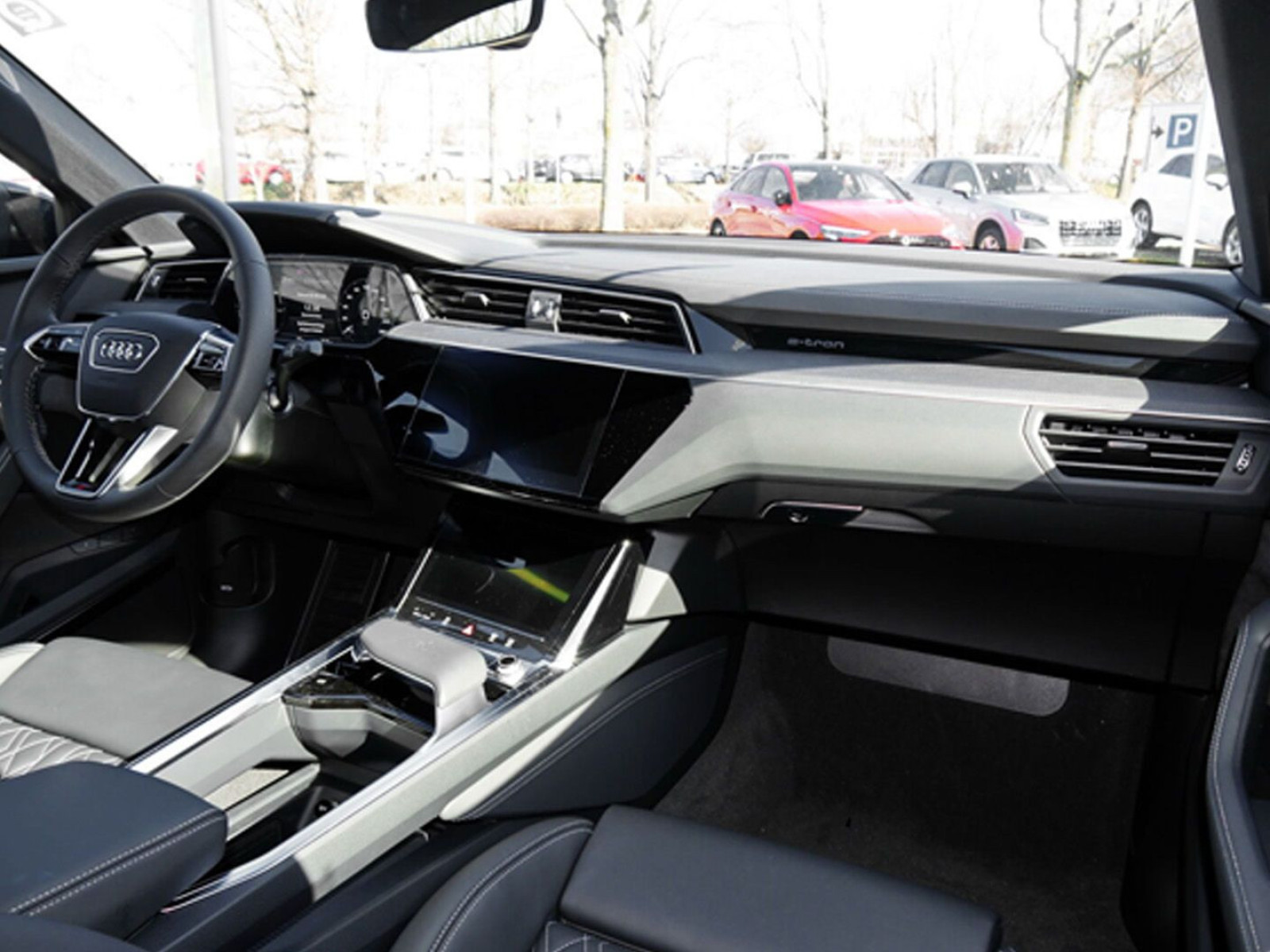 Audi - e-tron Sportback_6