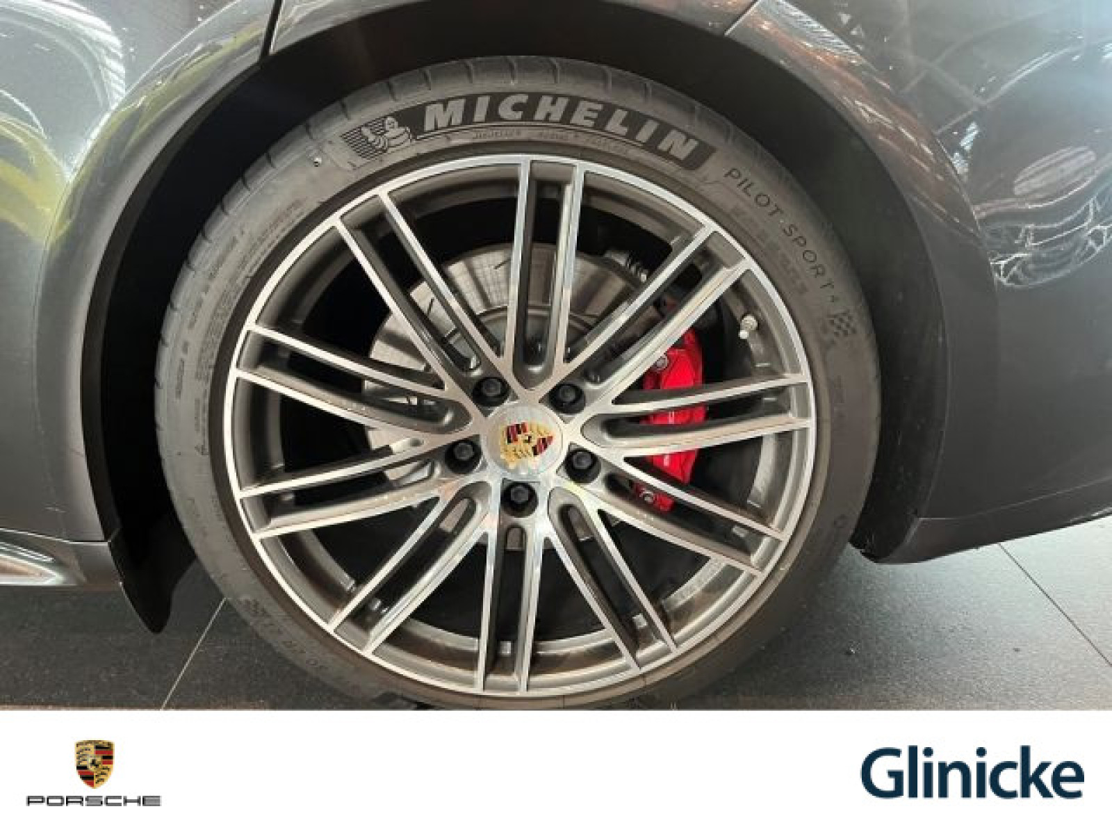 Porsche - Panamera_9