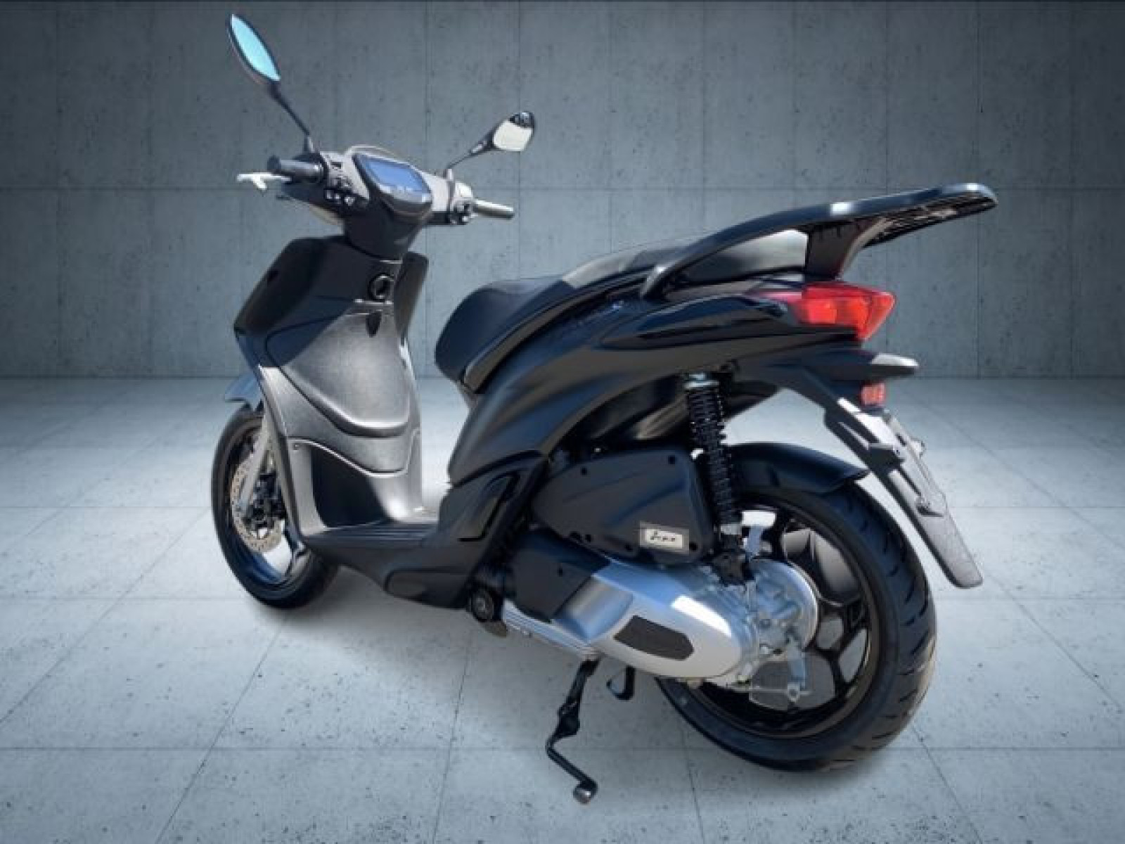 Piaggio - _3