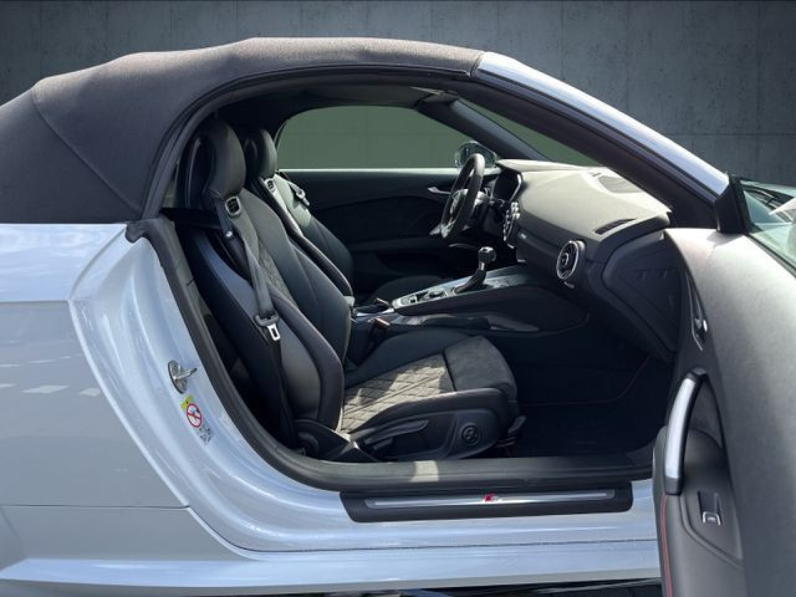 Audi - TT Roadster_16