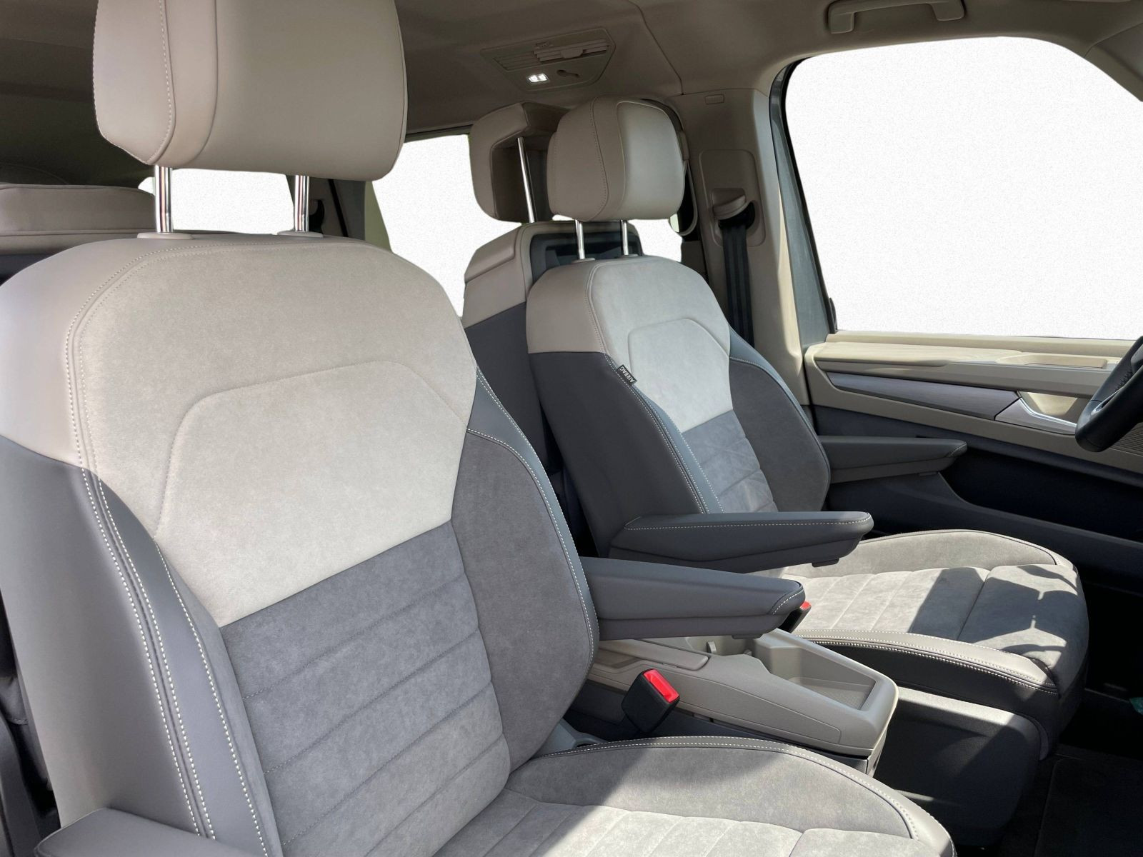 Volkswagen - Multivan_14