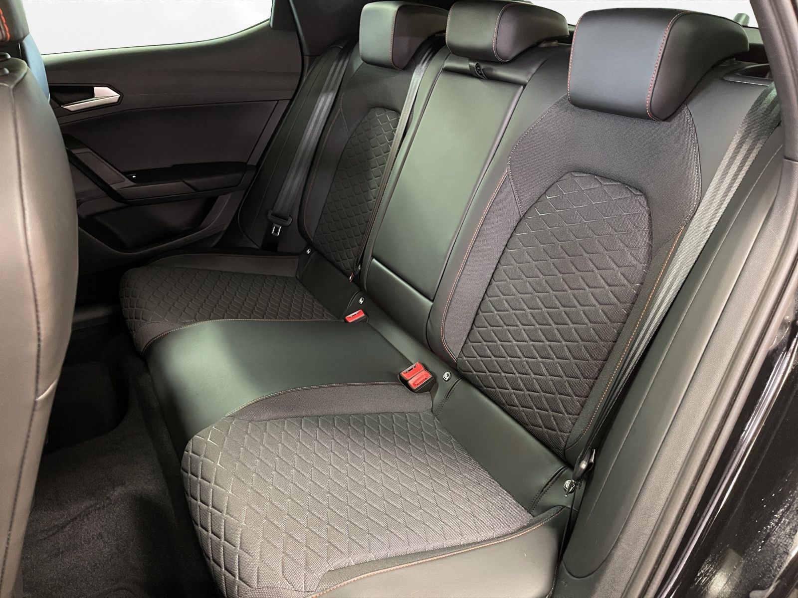 Seat - Leon_17