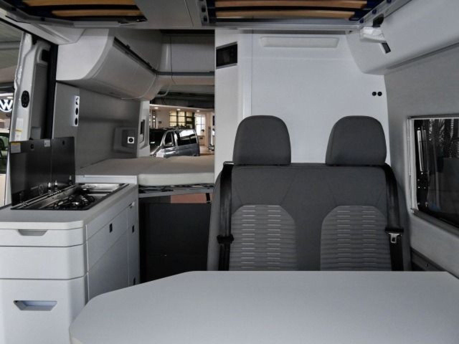 Volkswagen - Grand California 600_16