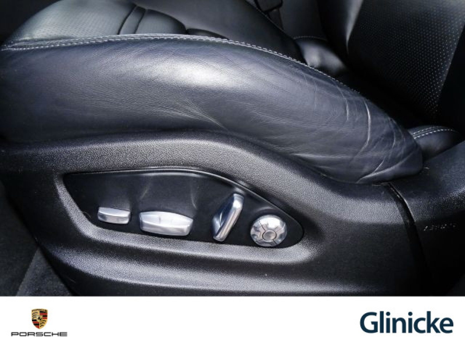 Porsche - Cayenne_21