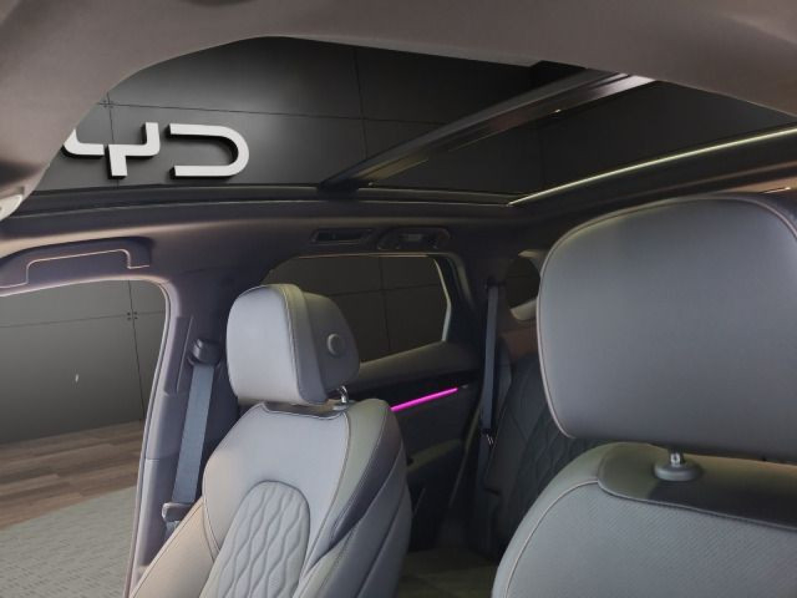 BYD - TANG_23