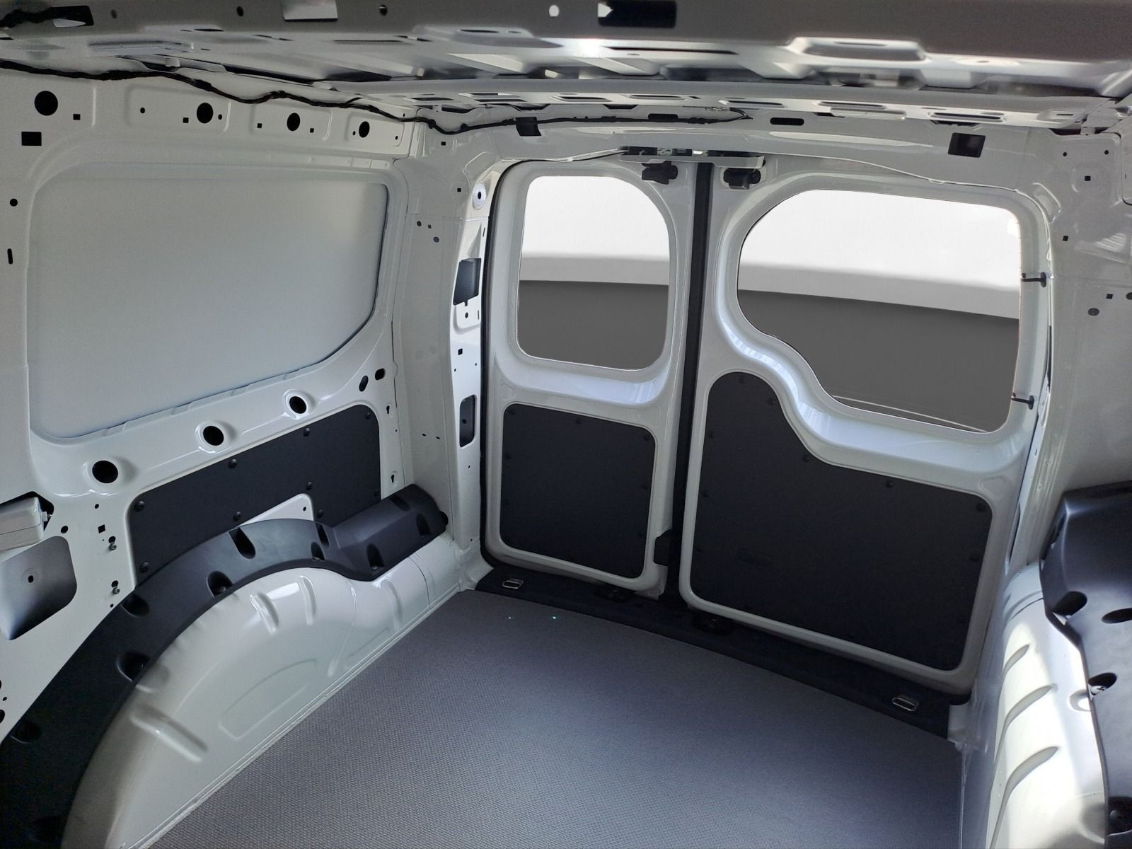 Volkswagen - Caddy Maxi_16
