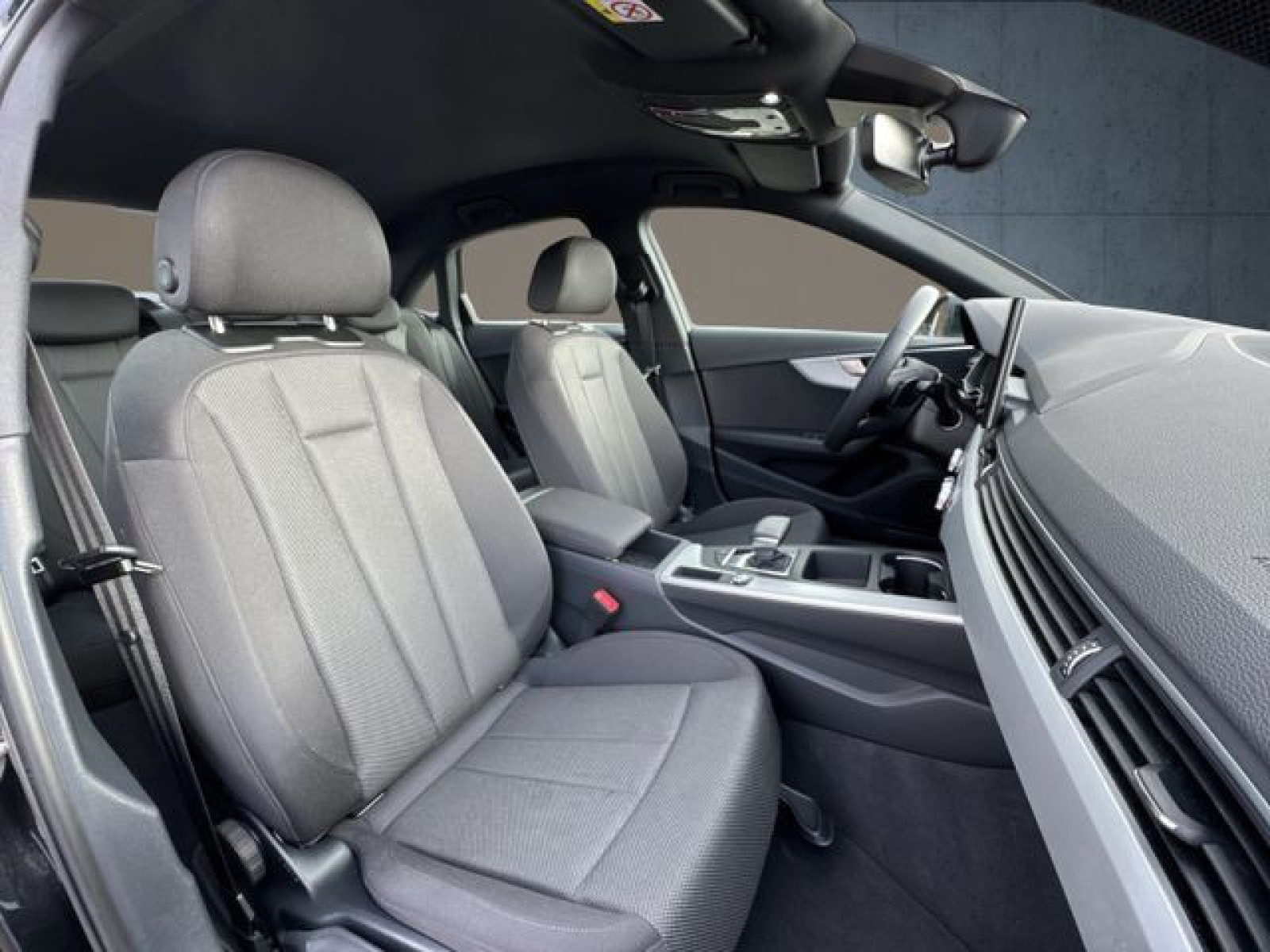 Audi - A4 Limousine_19