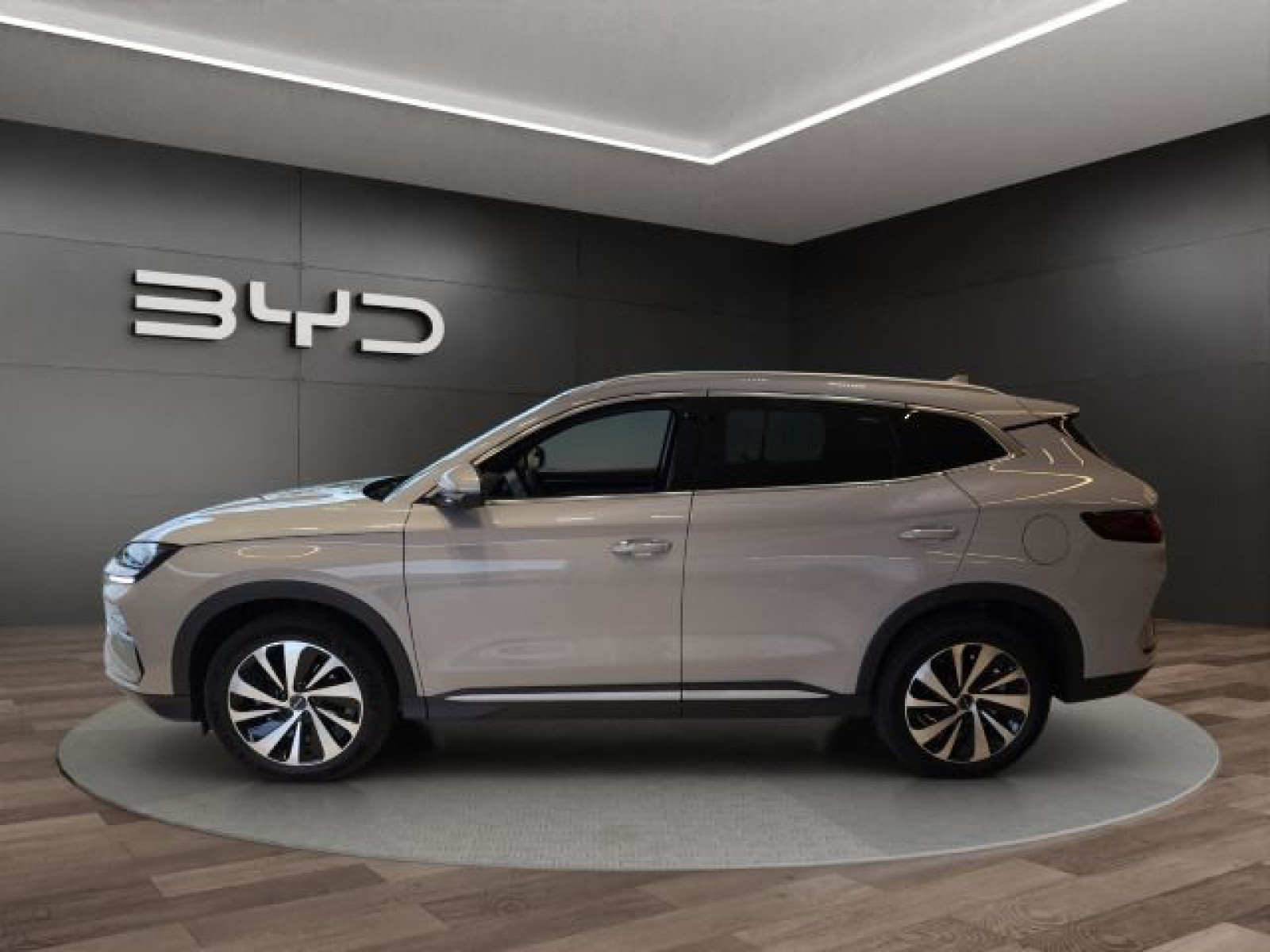 BYD - Seal U_3