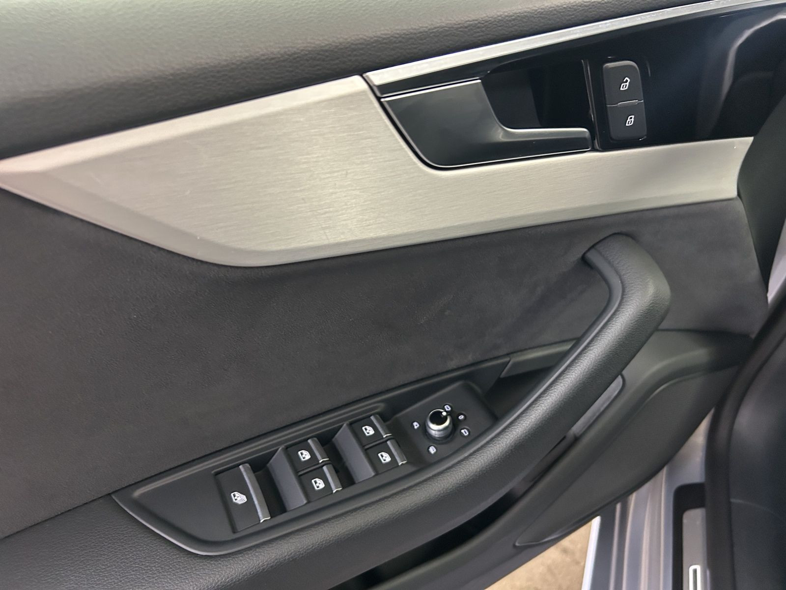Audi - A5 Cabriolet_12