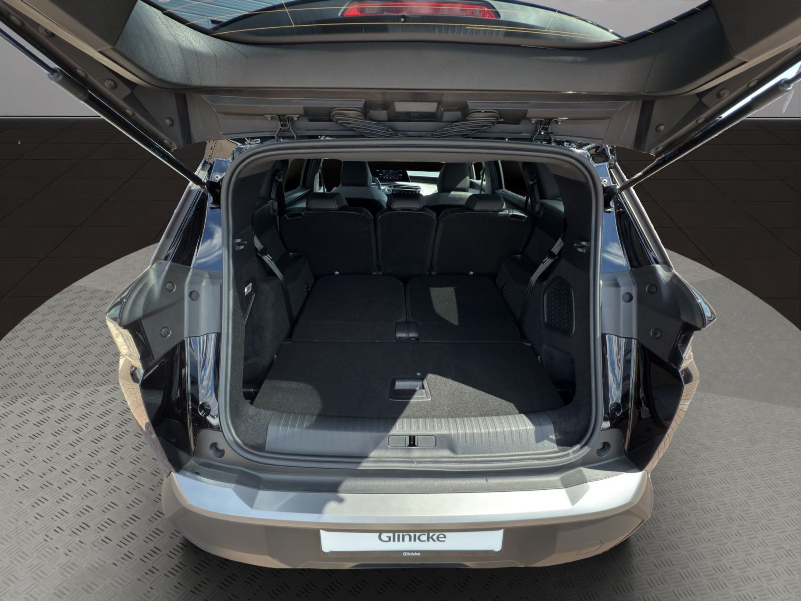 Peugeot - 5008_18
