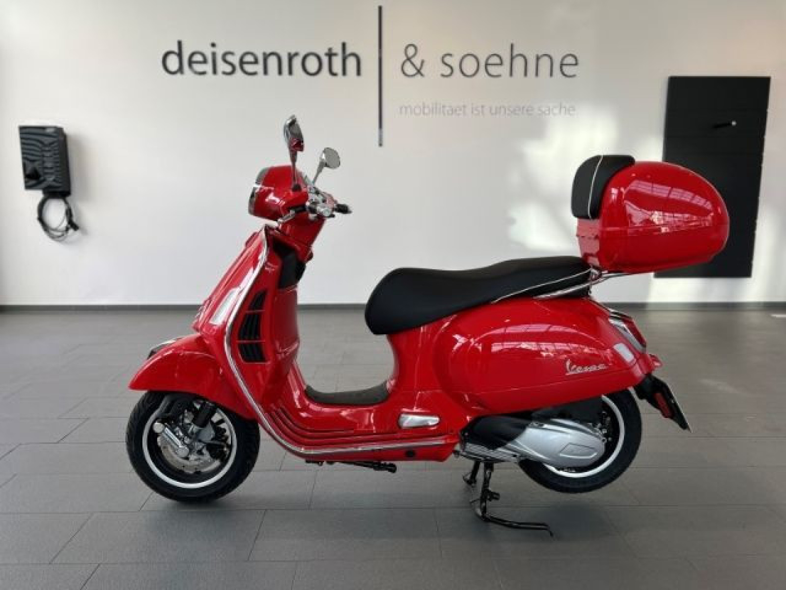 Piaggio - _12