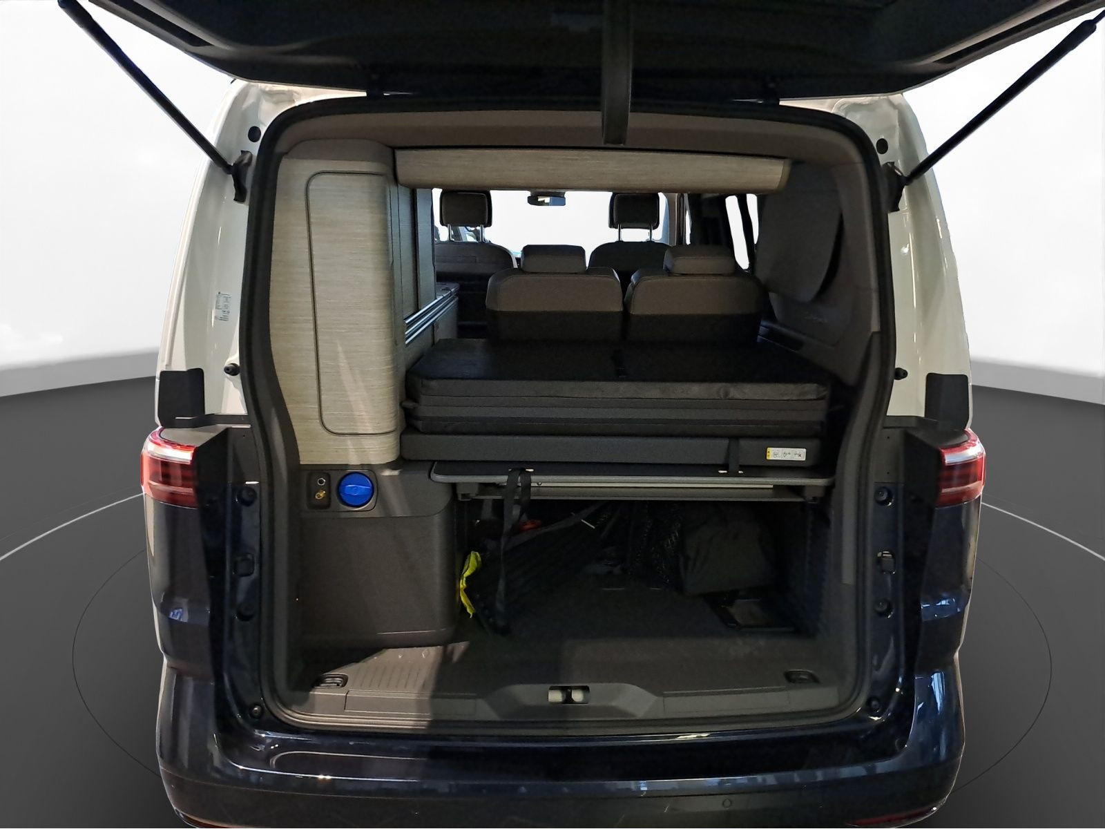 Volkswagen - California_19