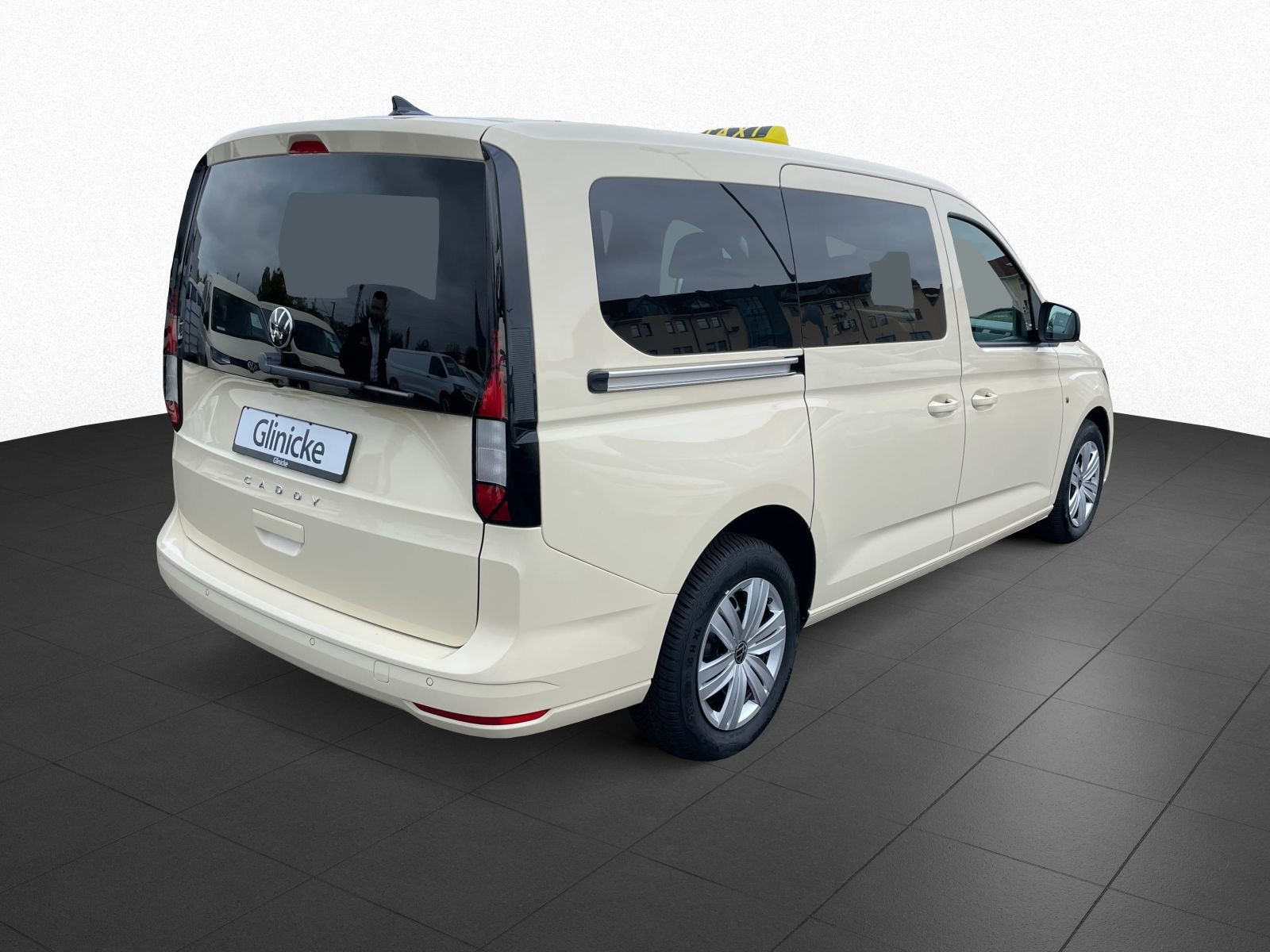Volkswagen - Caddy Maxi_4