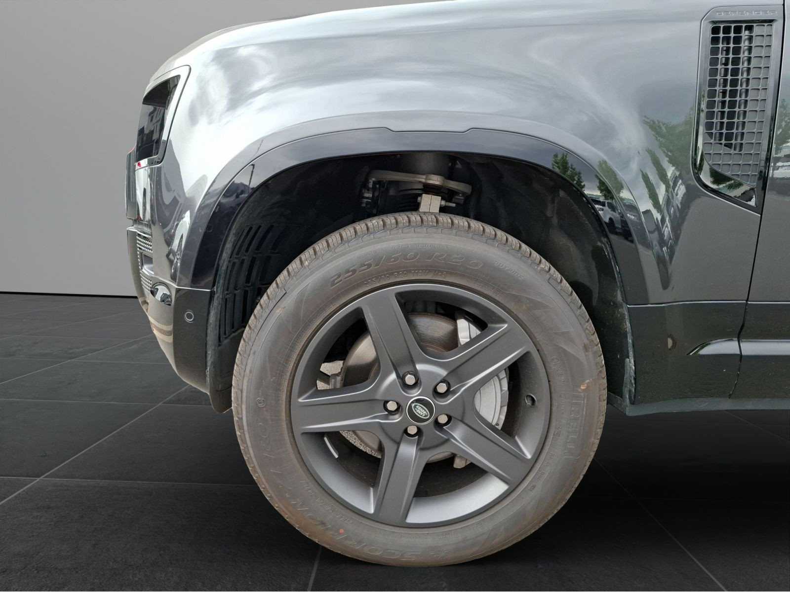 Land Rover - Defender_9