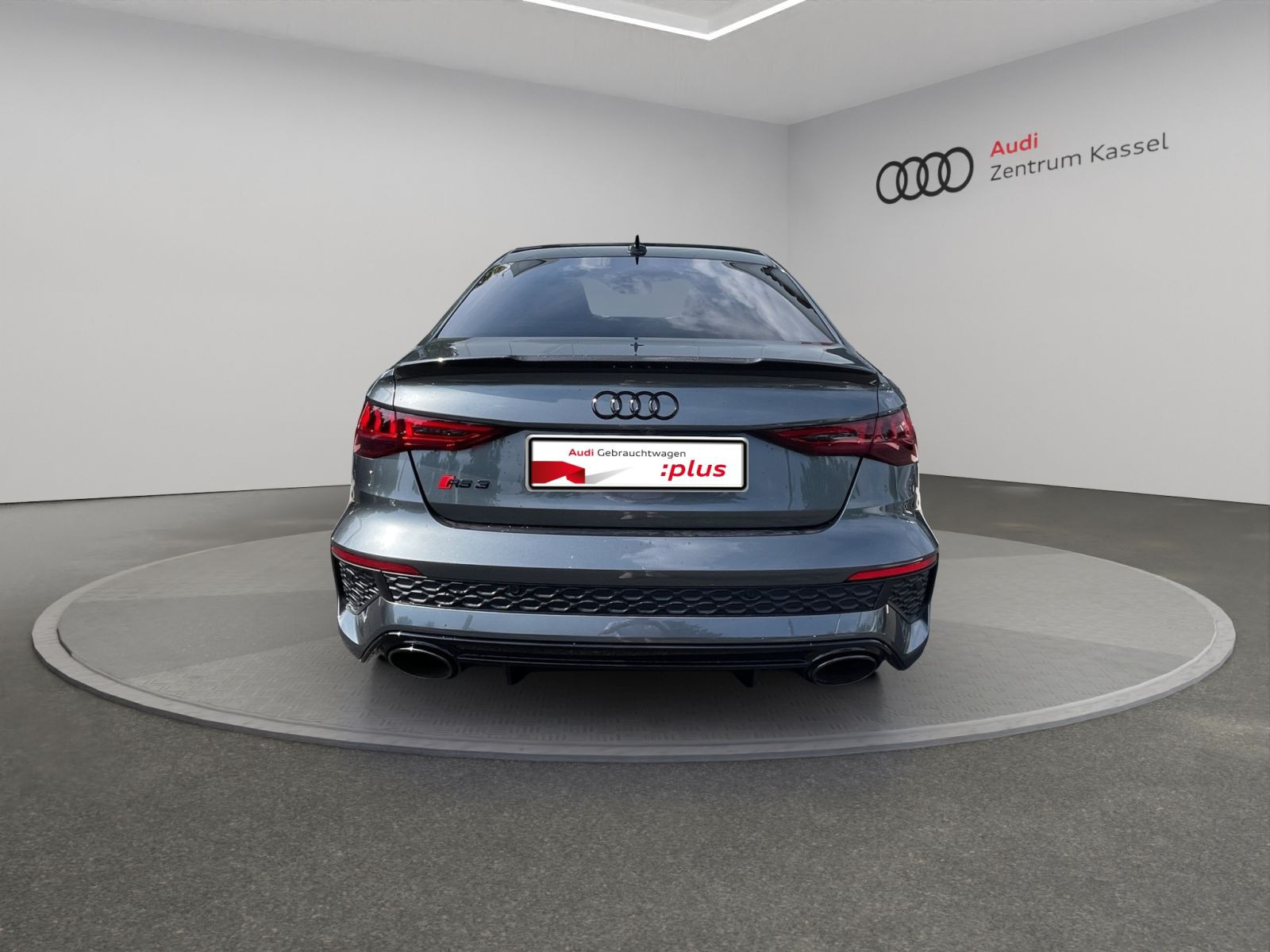 Audi - RS 3 Limousine_6