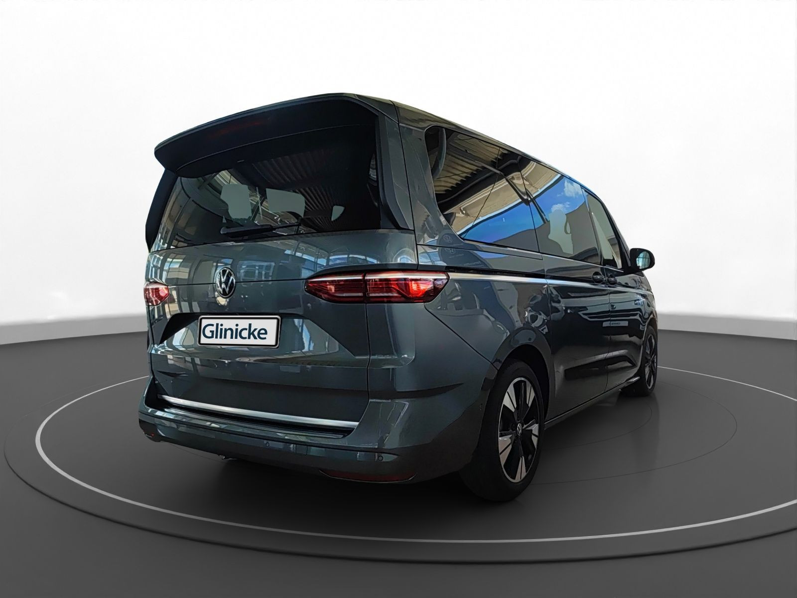 Volkswagen - Multivan_9